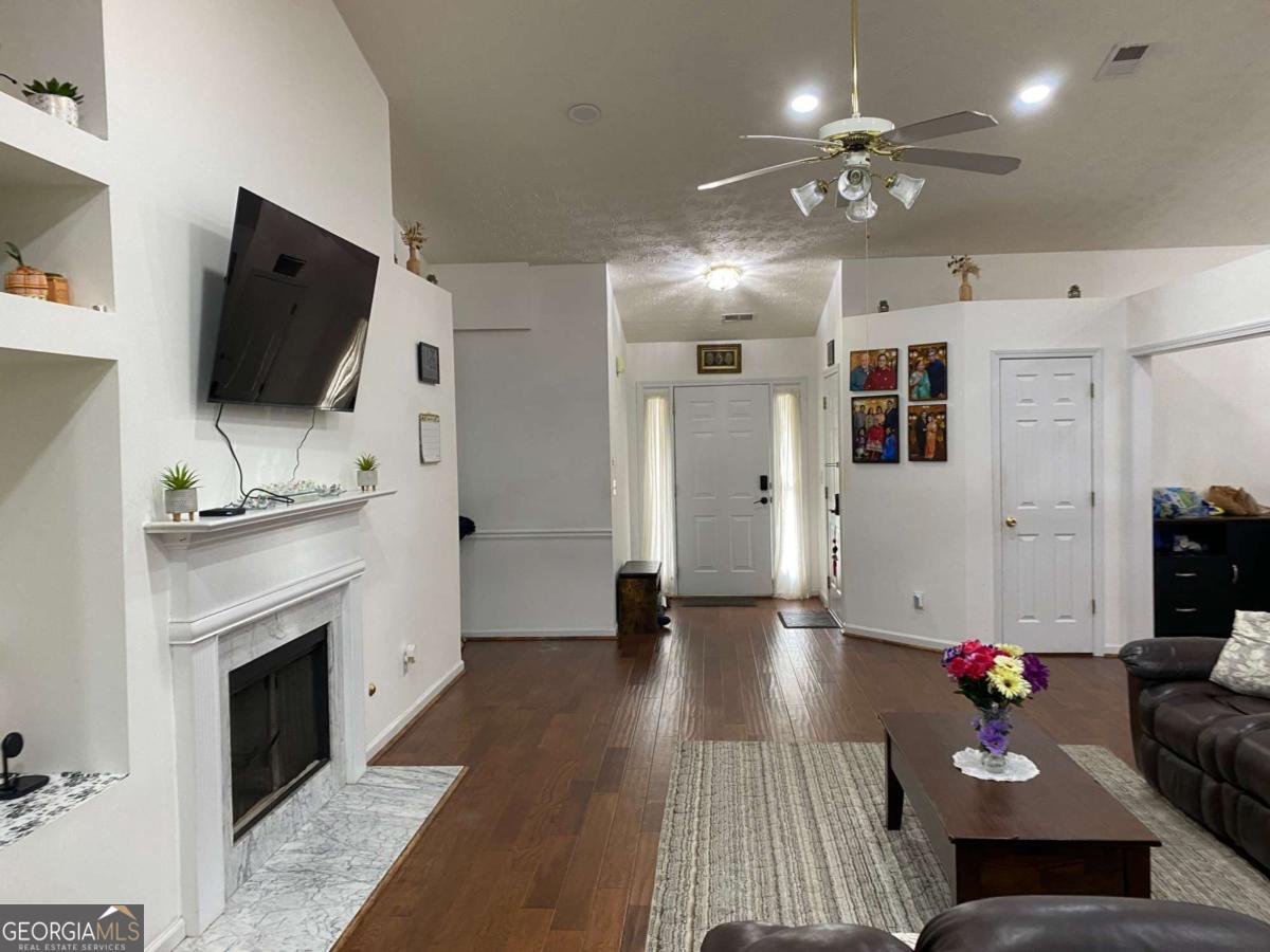 2840 General Lee Way Buford GA 30519