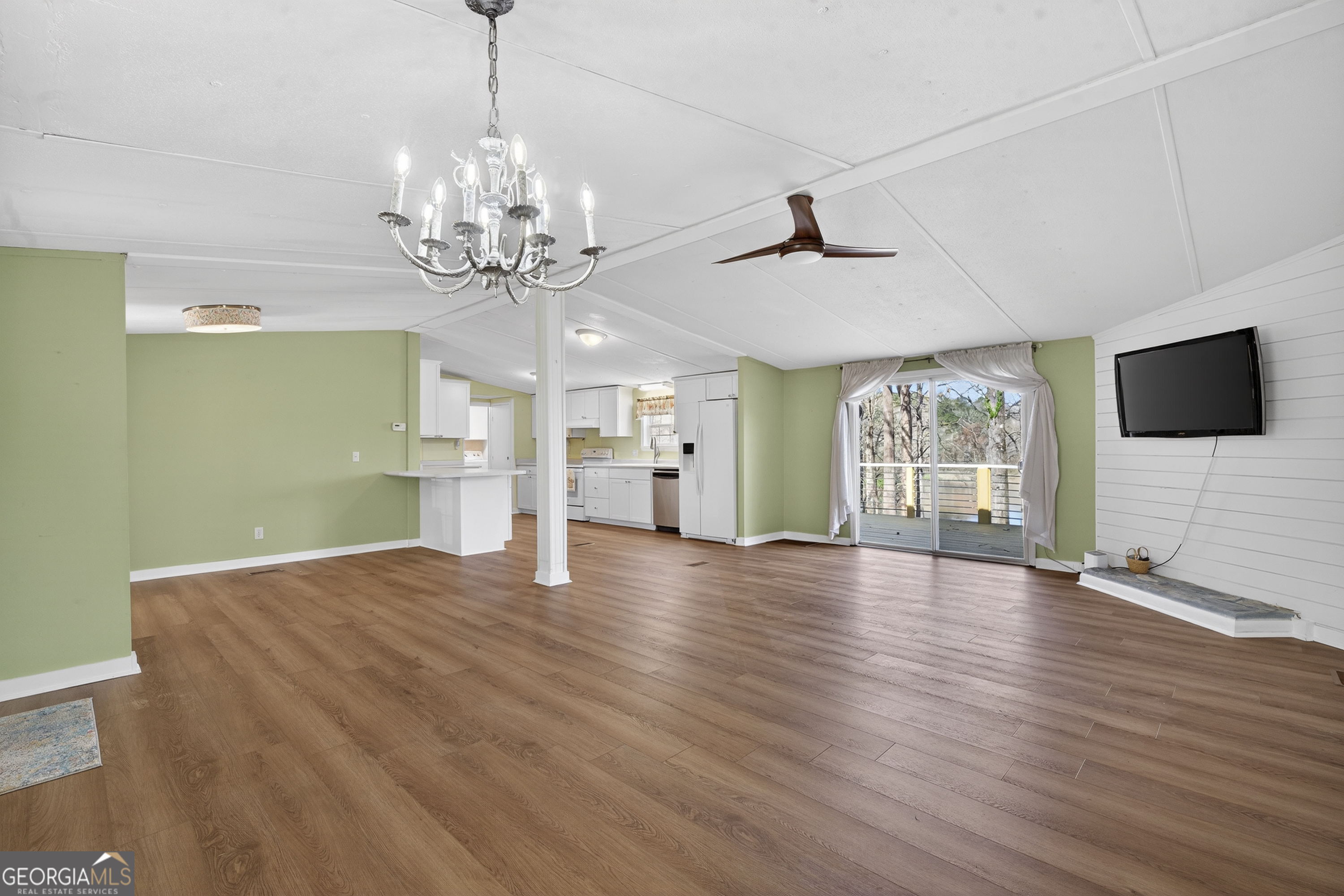 163 Edgewater Drive Eatonton GA 31024