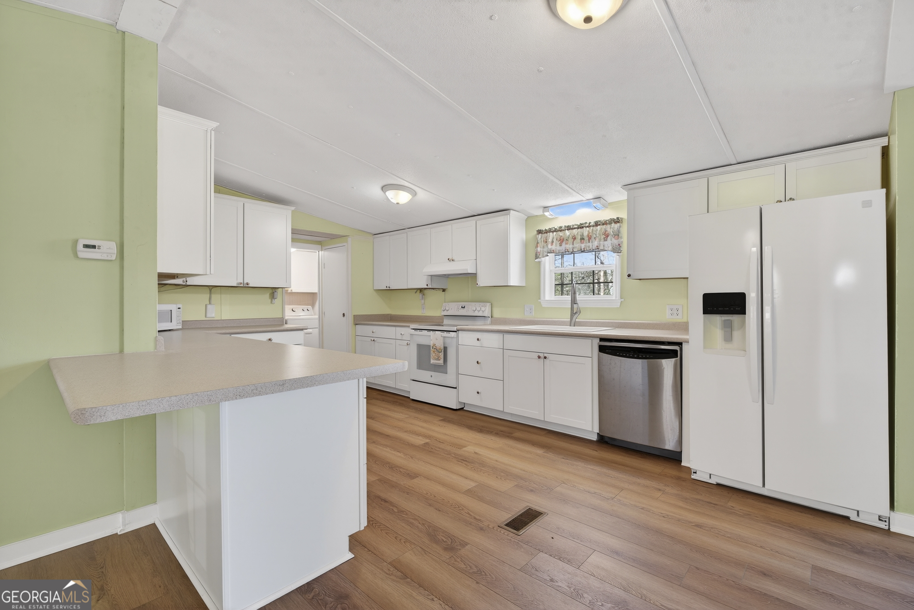 163 Edgewater Drive Eatonton GA 31024