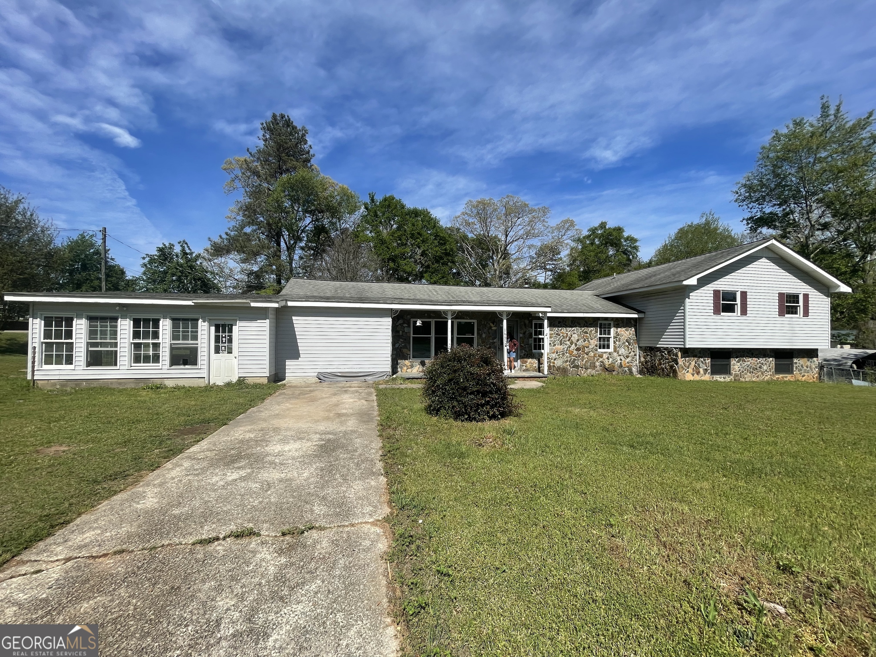 1465 Dee Kennedy Road Hoschton GA 30548