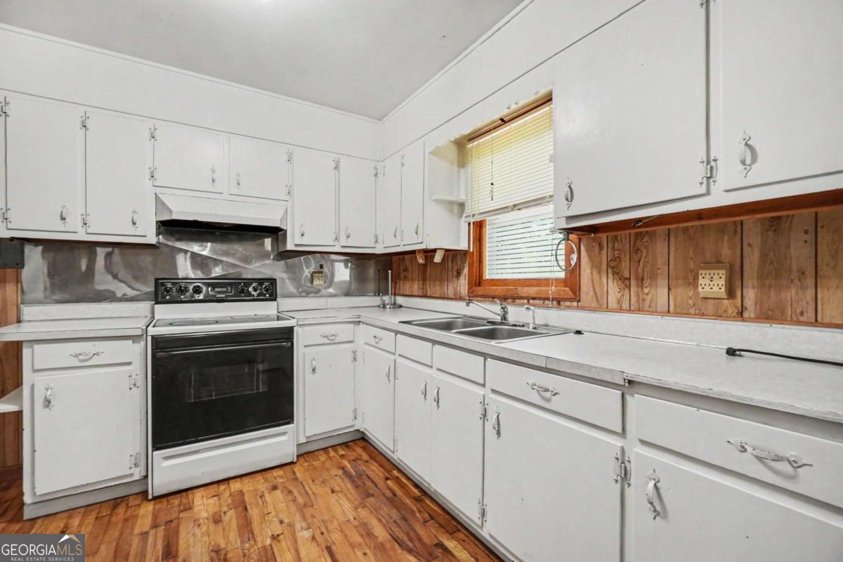 3944 Fairburn Road Douglasville GA 30135