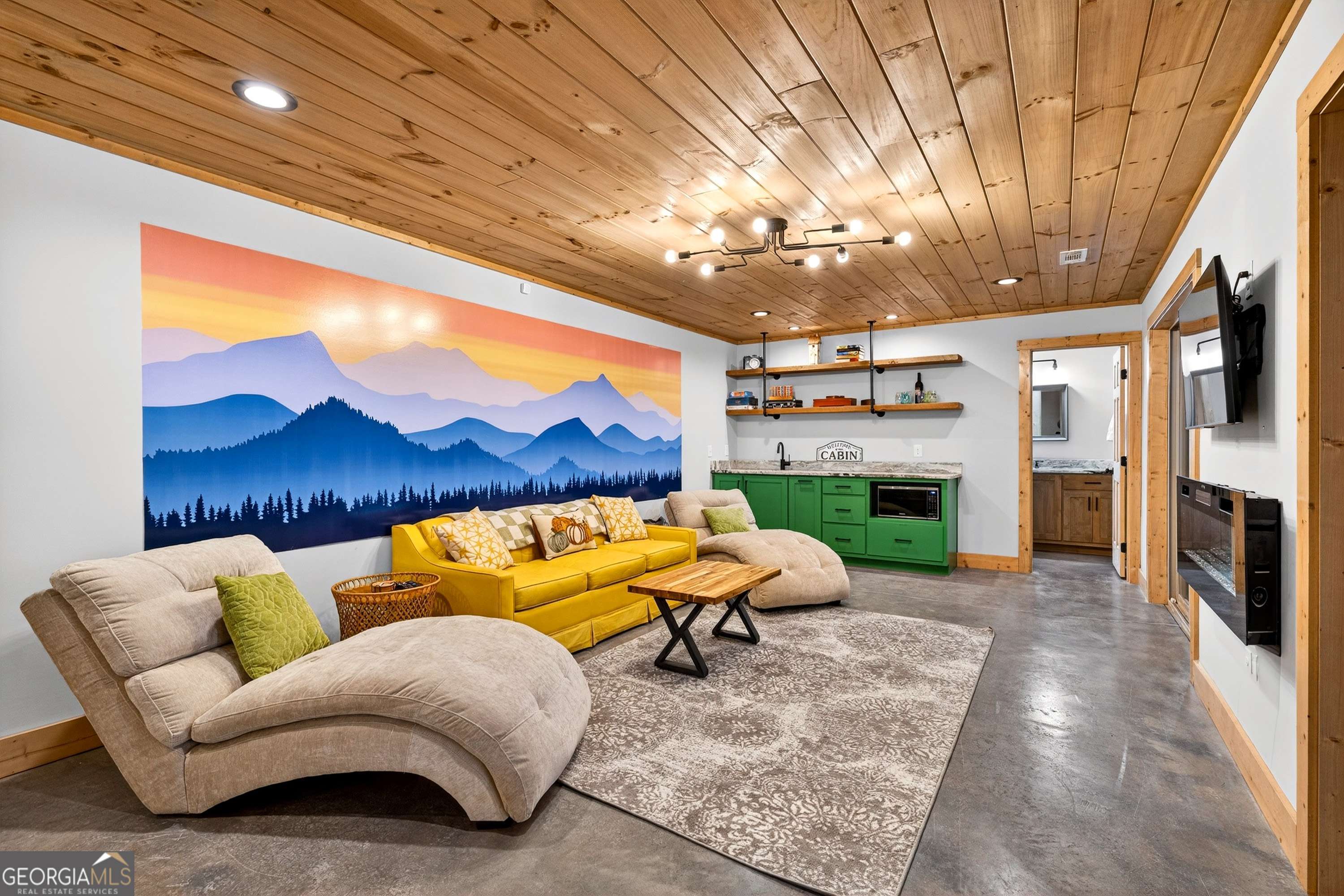 130 Orbit Lane Ellijay GA 30540