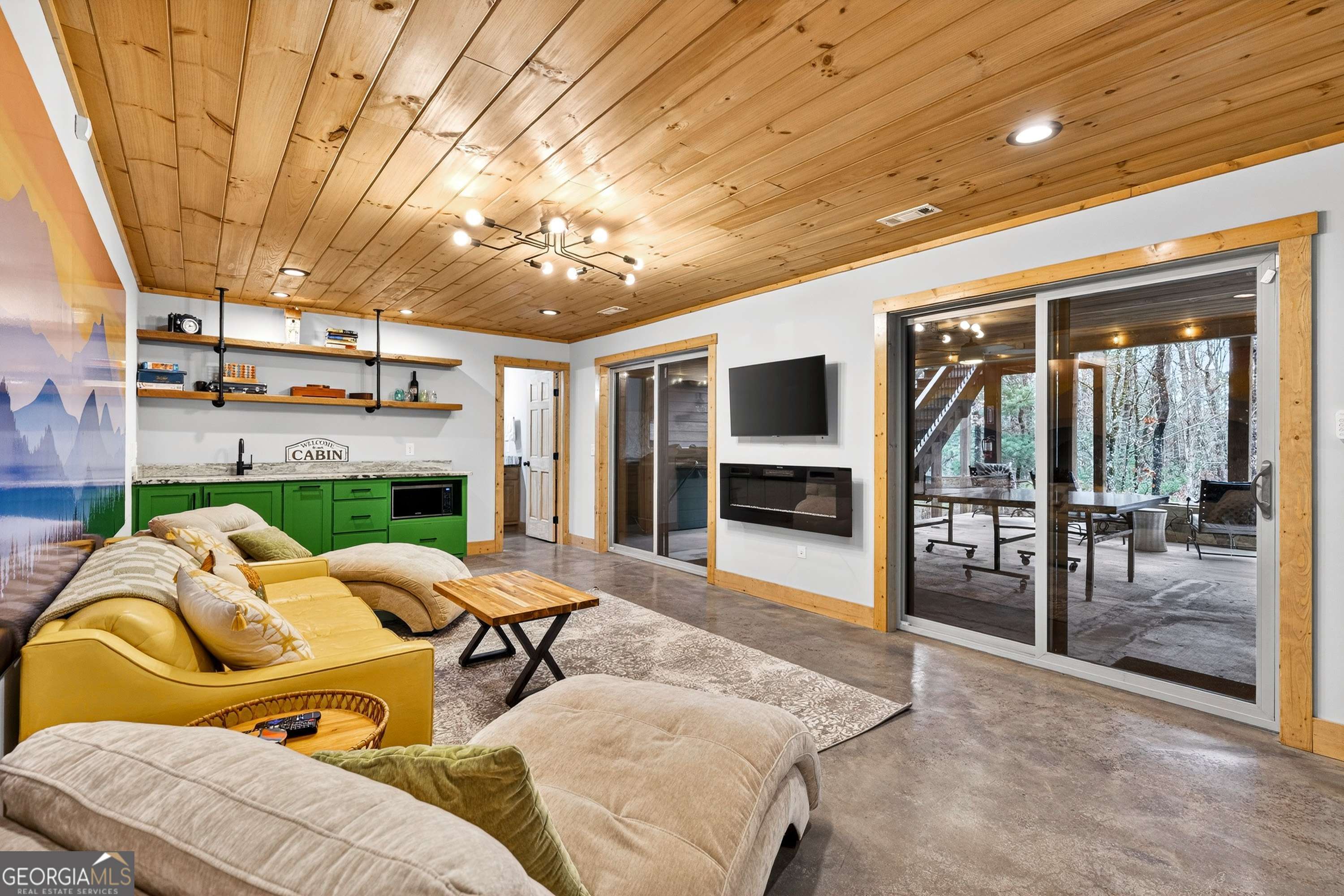 130 Orbit Lane Ellijay GA 30540