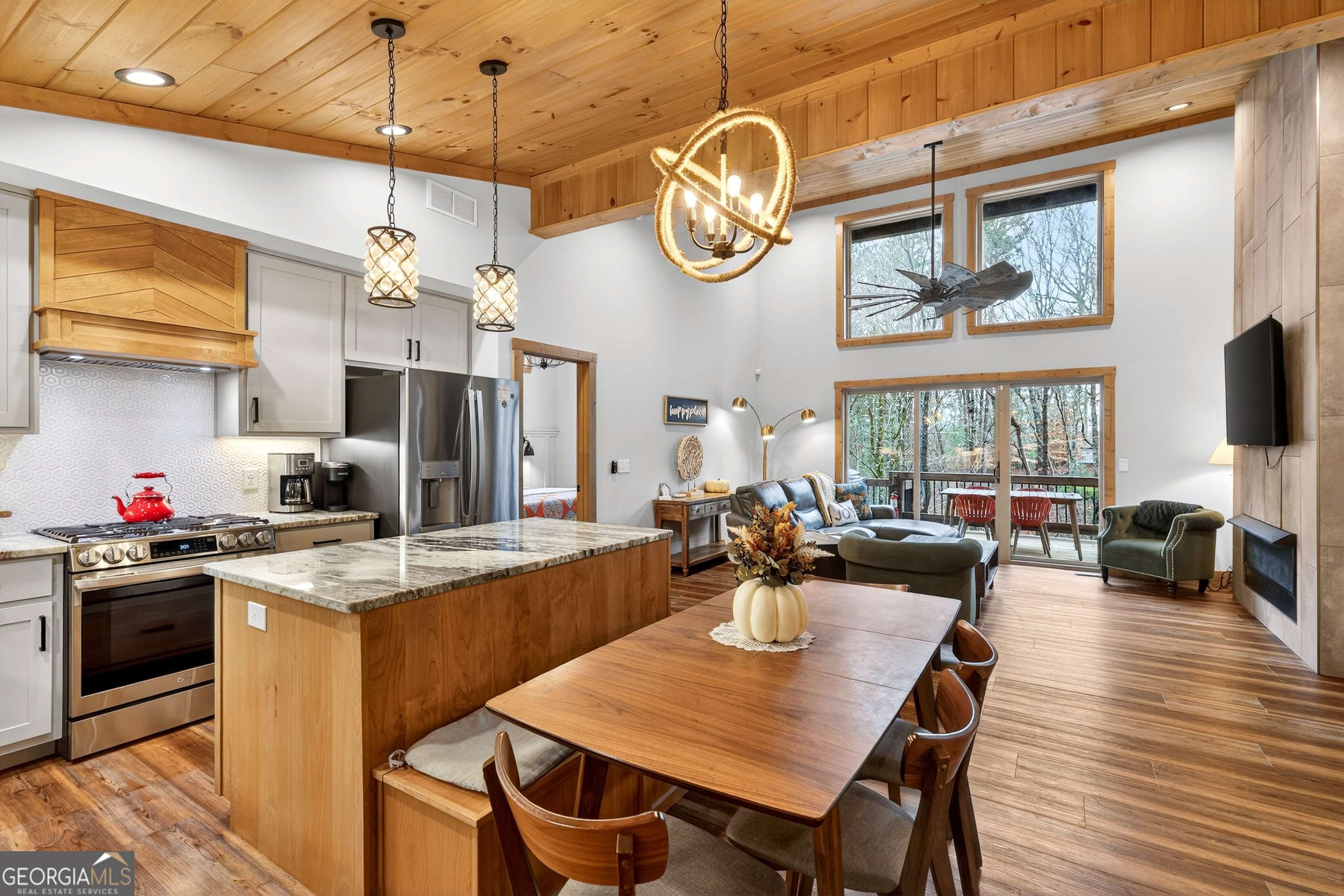 130 Orbit Lane Ellijay GA 30540
