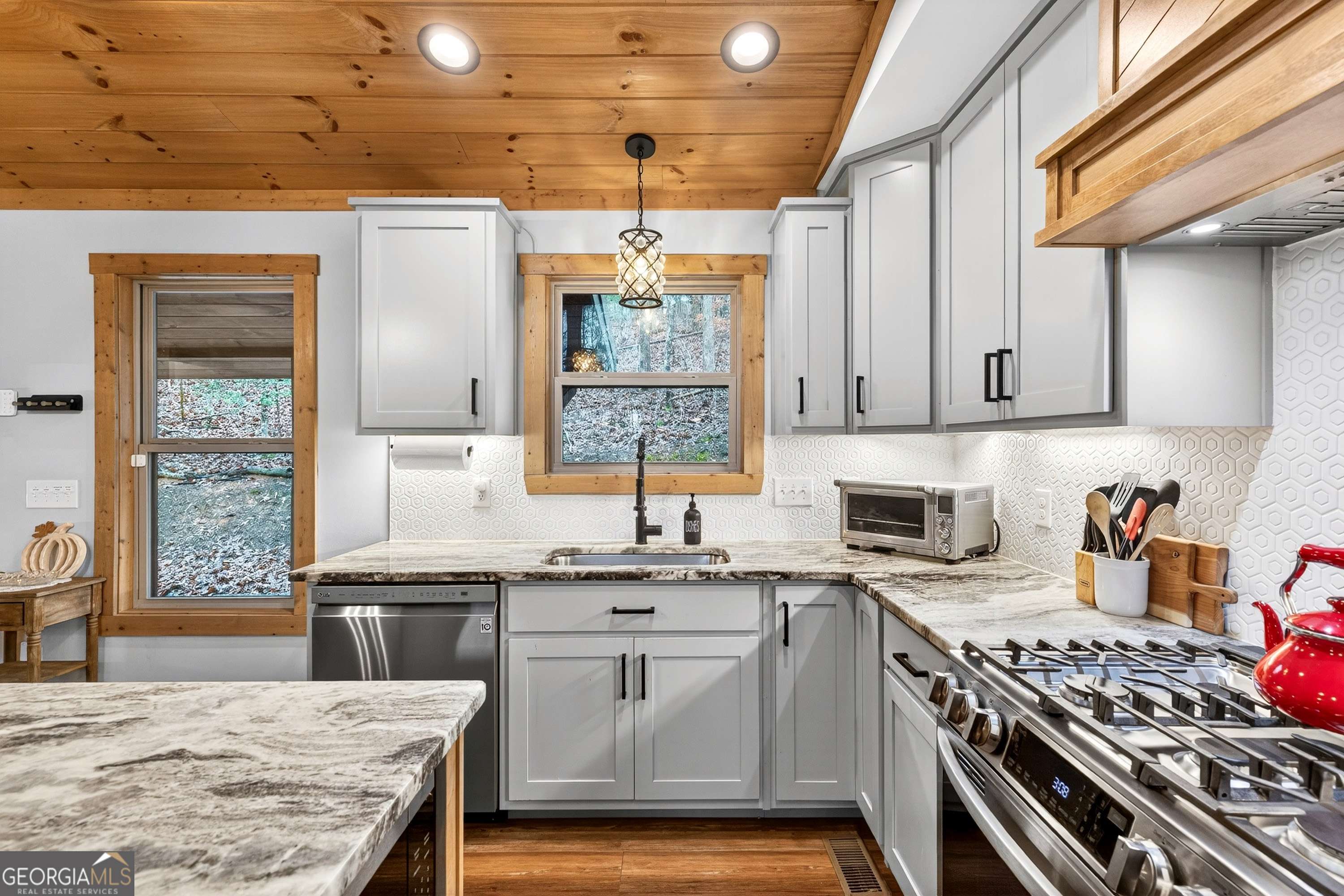 130 Orbit Lane Ellijay GA 30540