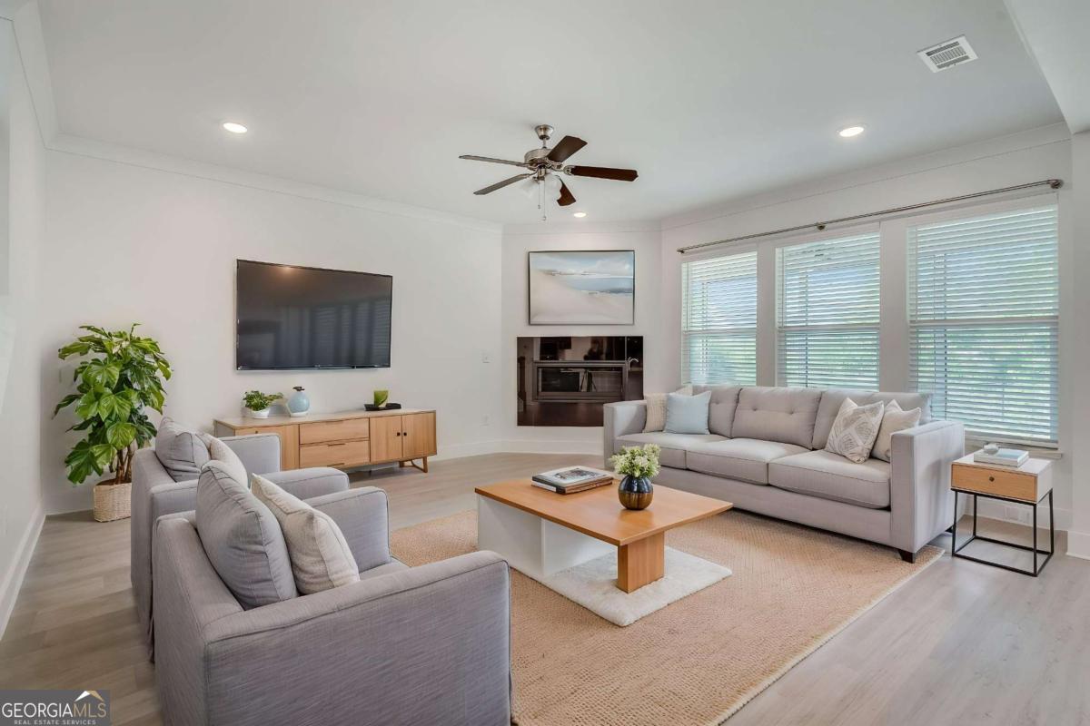 6809 Benjamin Drive Flowery Branch GA 30542