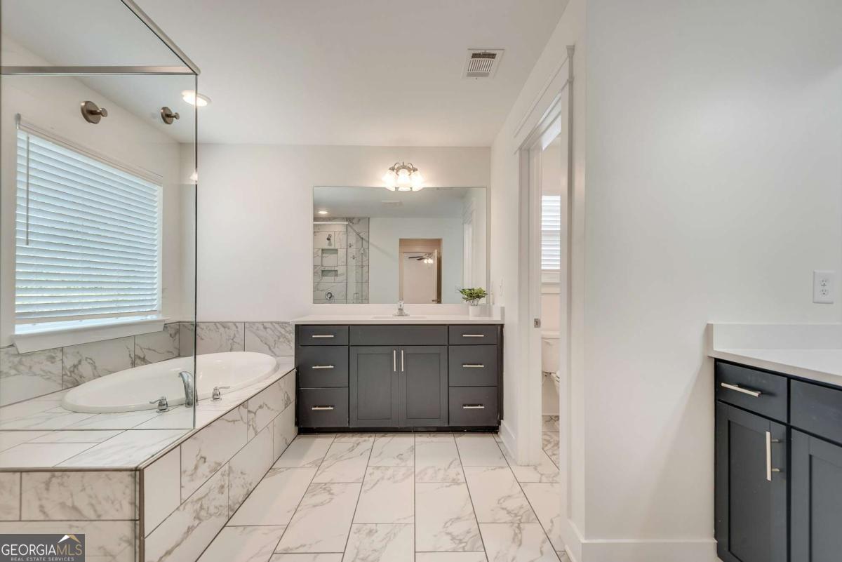 6809 Benjamin Drive Flowery Branch GA 30542