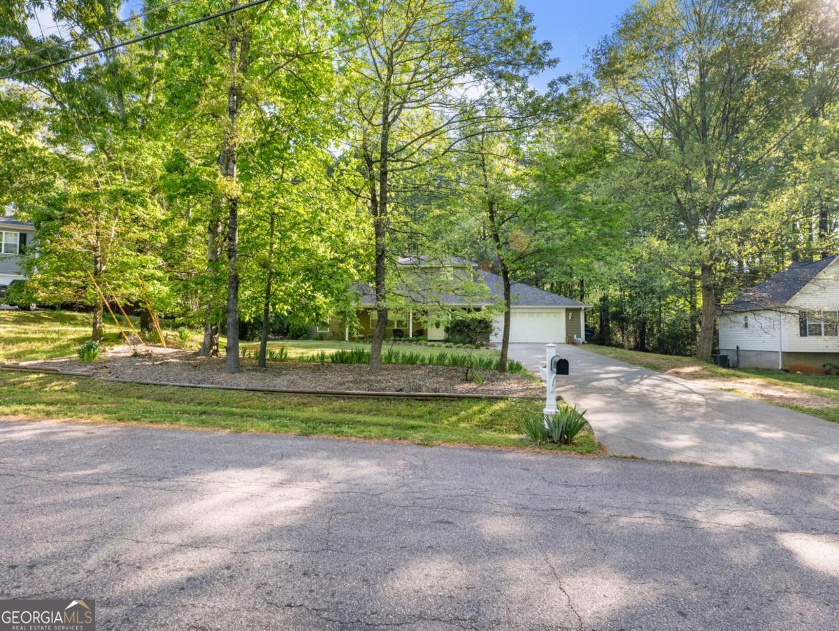 9160 Lakeside Way Gainesville GA 30506