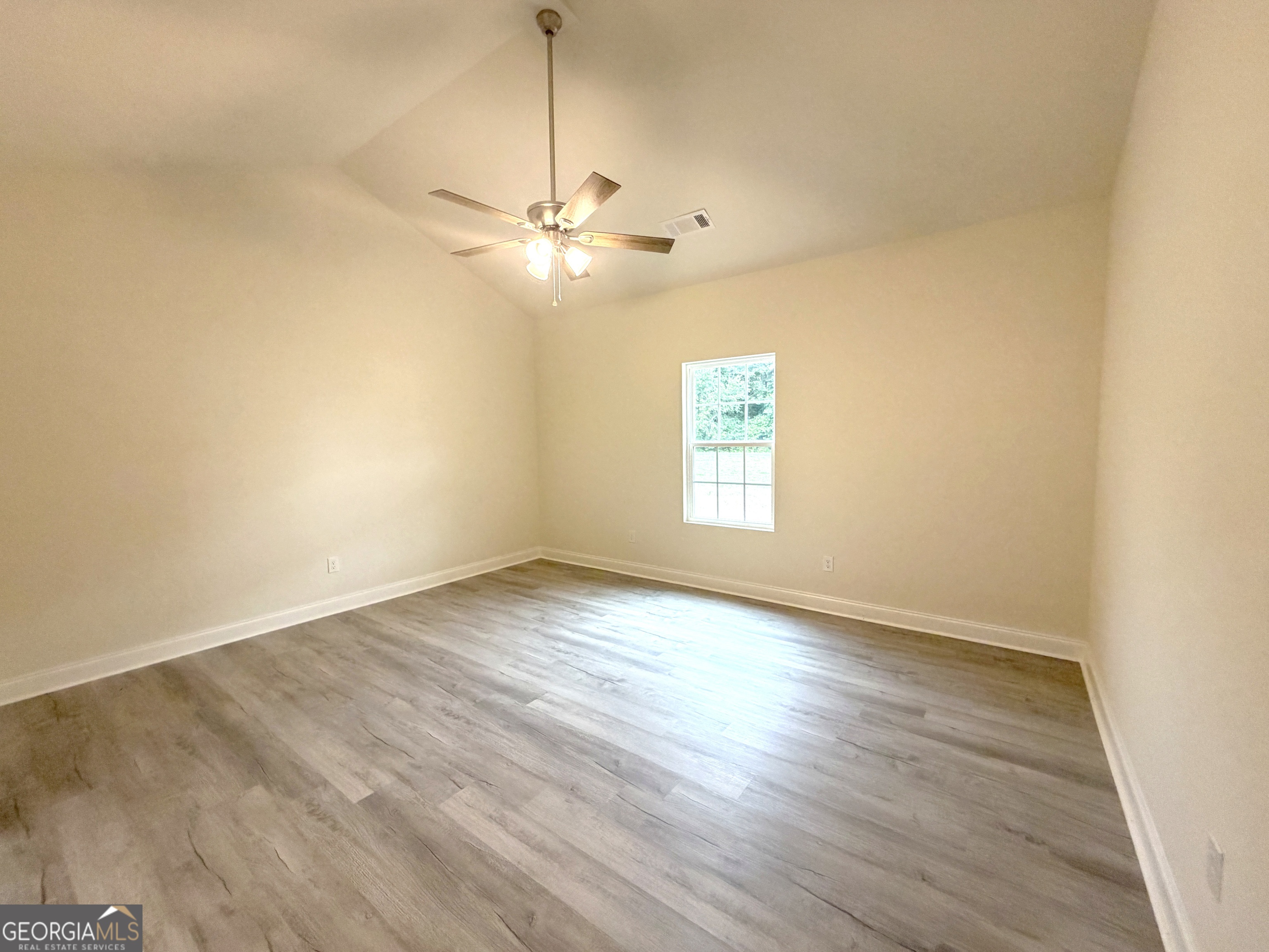 2633 Paoli Street Comer GA 30629