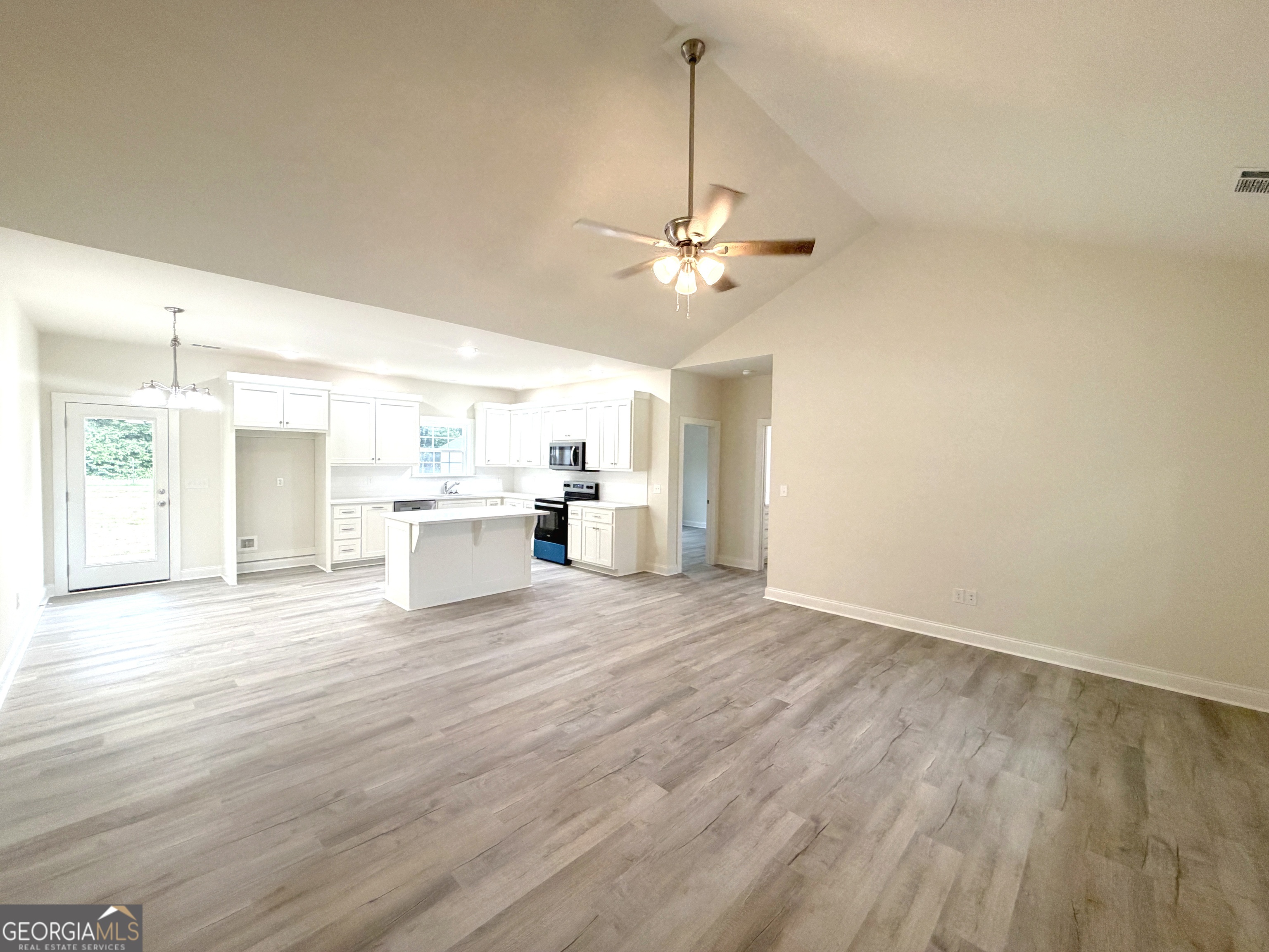 2633 Paoli Street Comer GA 30629