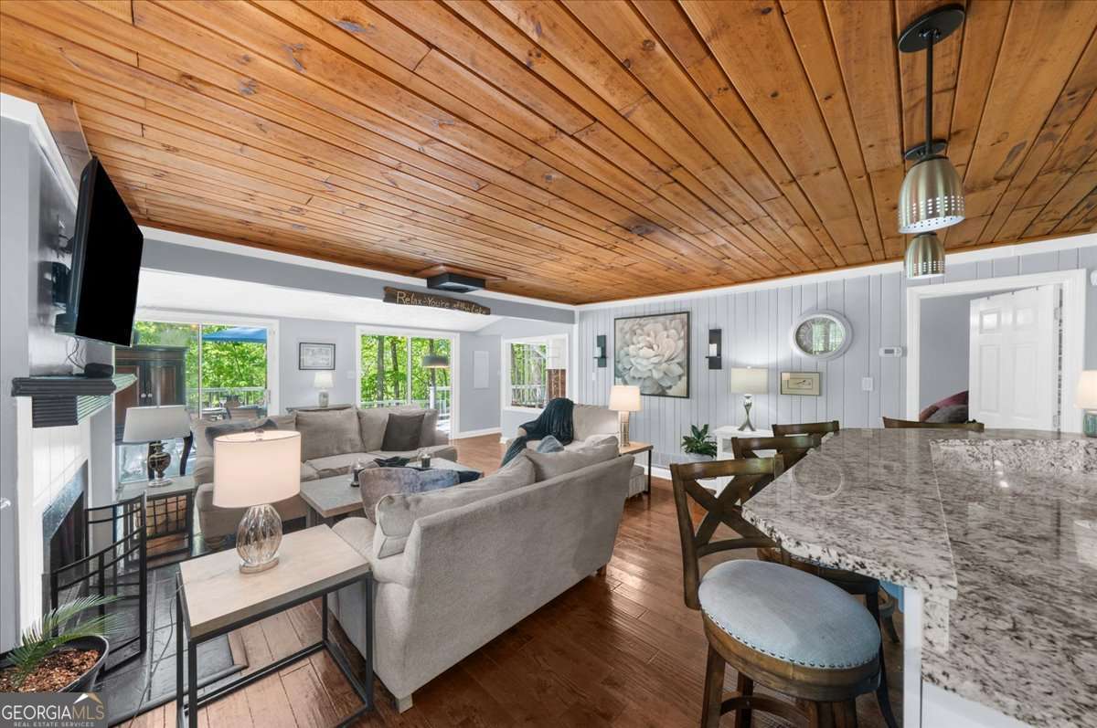 6551 Bermuda Lane Flowery Branch GA 30542