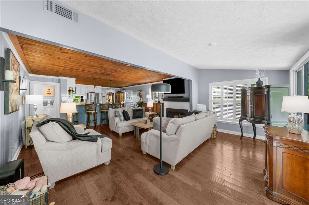 6551 Bermuda Lane Flowery Branch GA 30542