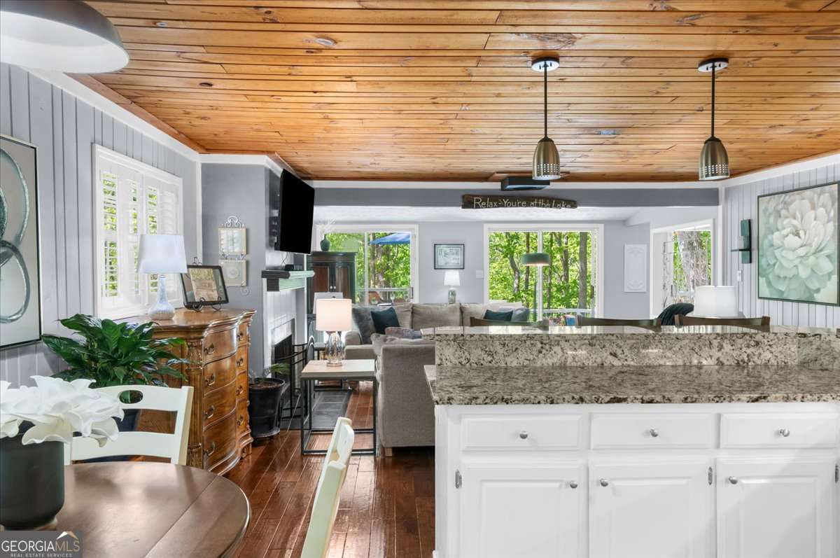 6551 Bermuda Lane Flowery Branch GA 30542