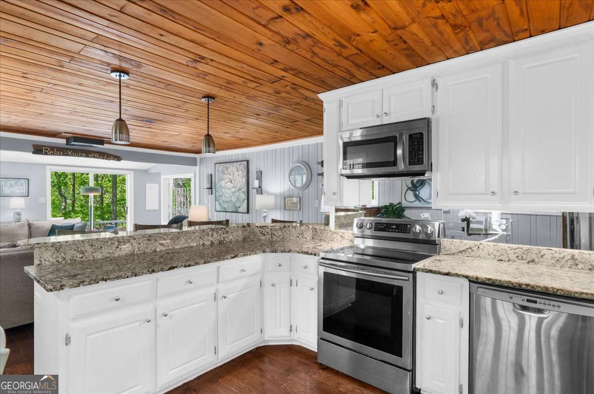 6551 Bermuda Lane Flowery Branch GA 30542