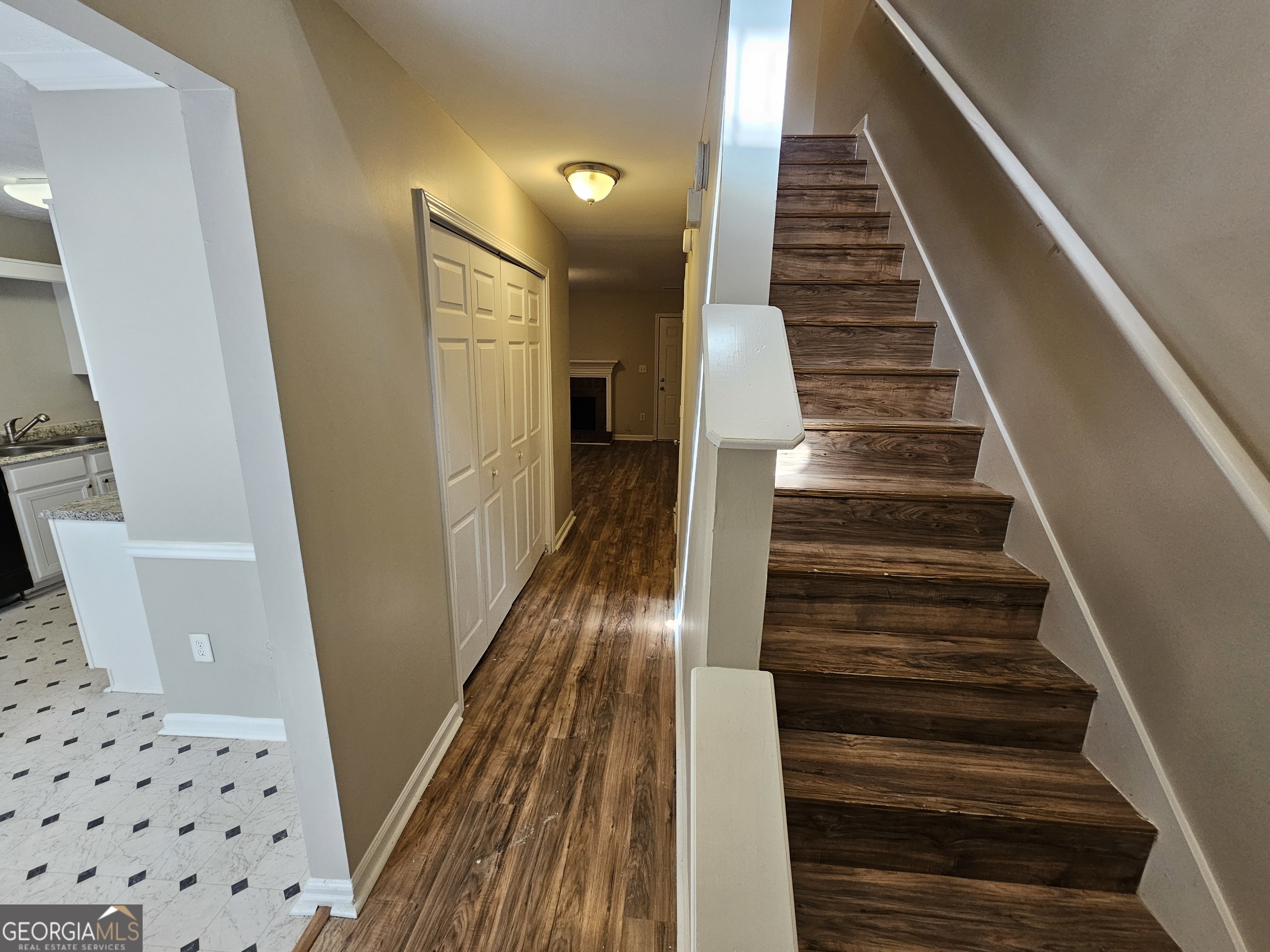 6718 Roscommon Drive Austell GA 30168