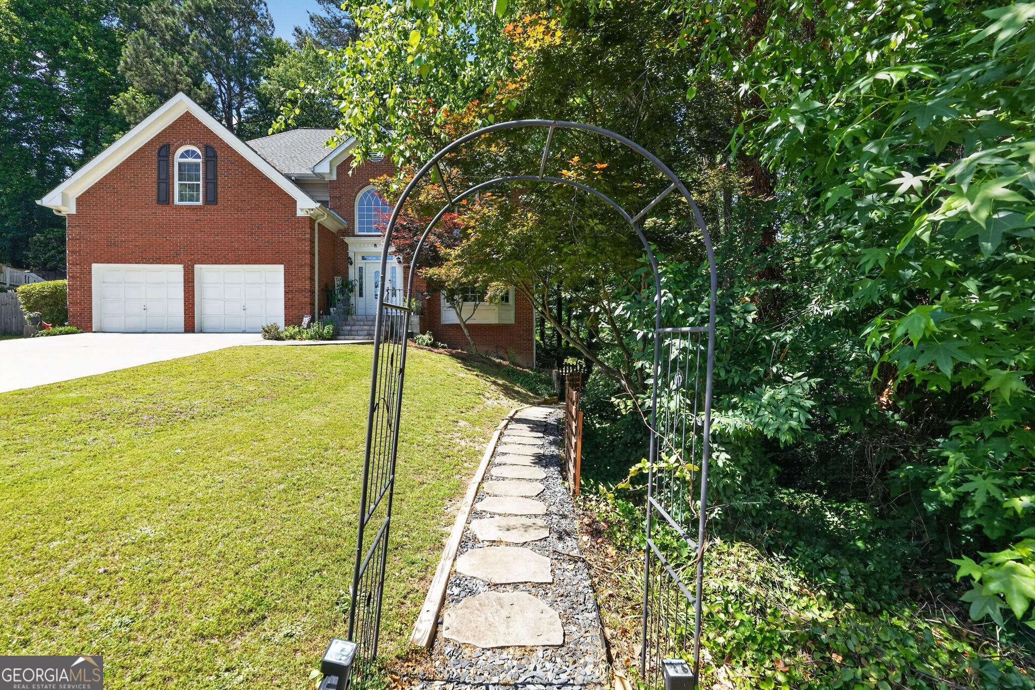 1227 Camden Hunt Drive Lawrenceville GA 30043
