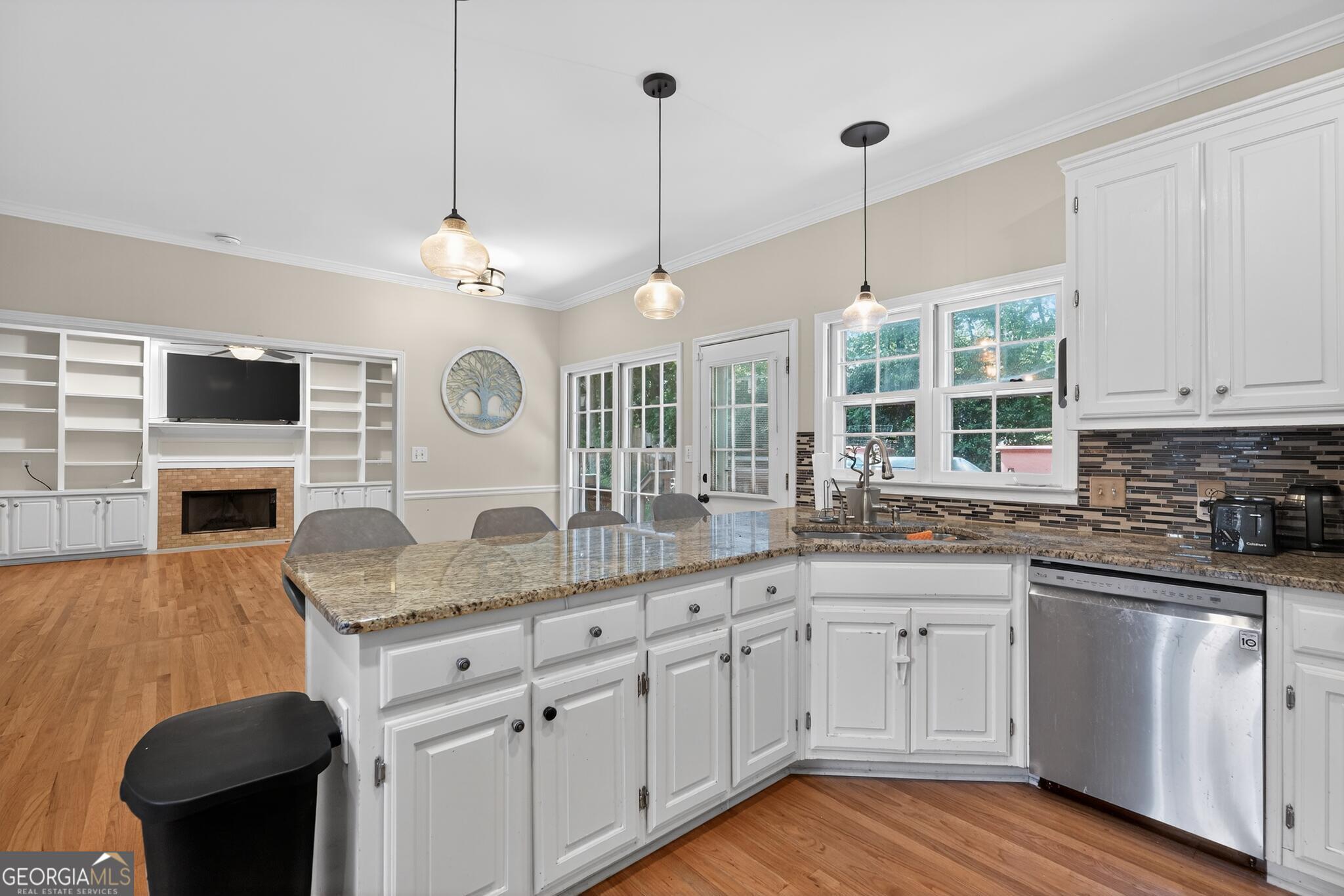 1227 Camden Hunt Drive Lawrenceville GA 30043