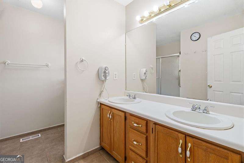 143 Honeysuckle Drive SE Calhoun GA 30701