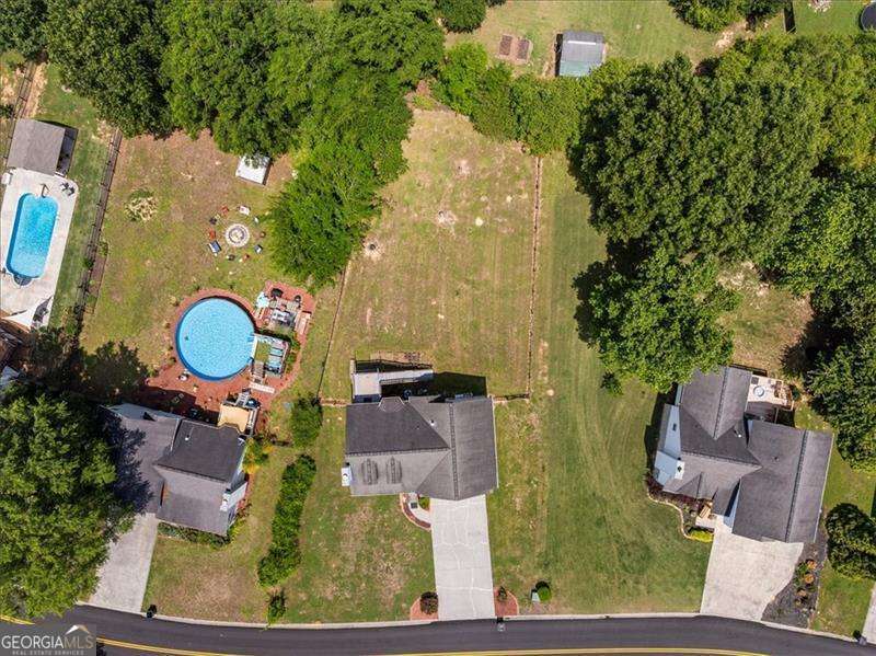 143 Honeysuckle Drive SE Calhoun GA 30701