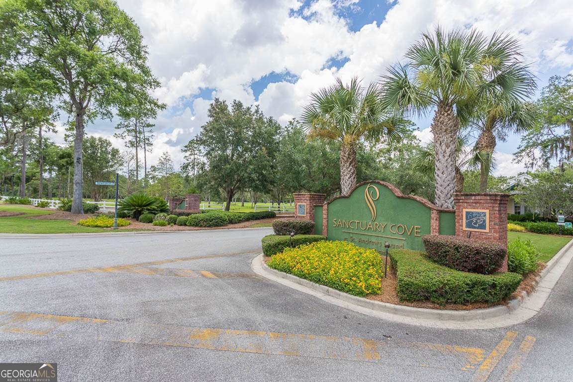 105 Lone Pine Court Waverly GA 31565