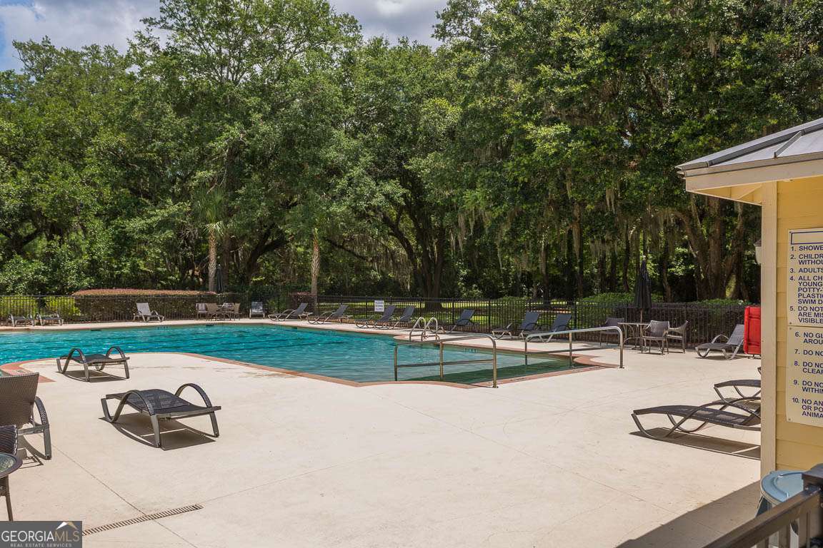 105 Lone Pine Court Waverly GA 31565
