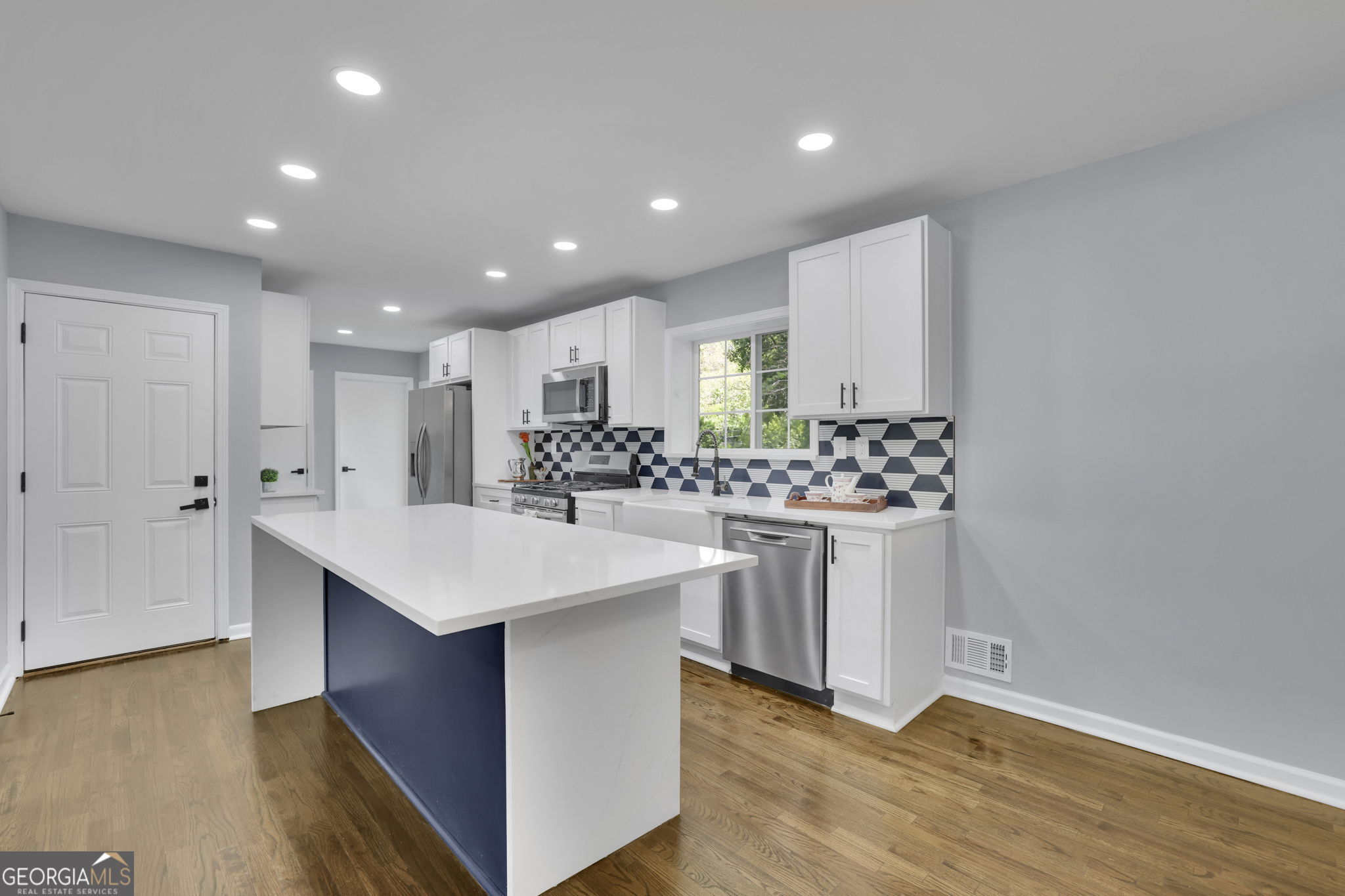 210 Suburban Drive NE Kennesaw GA 30144