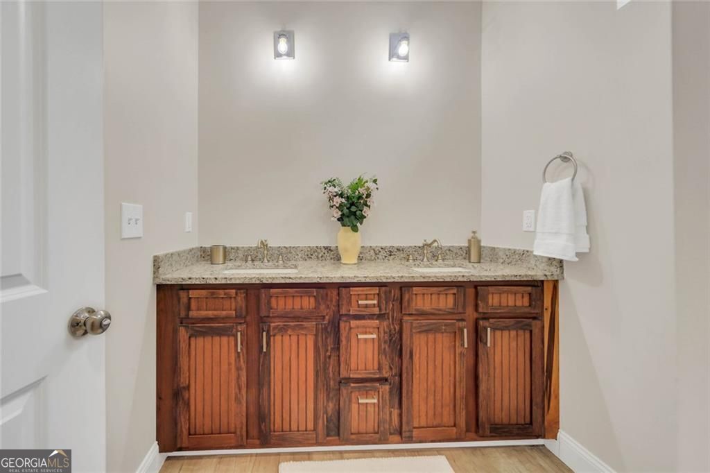 5429 E Mountain Street Stone Mountain GA 30083