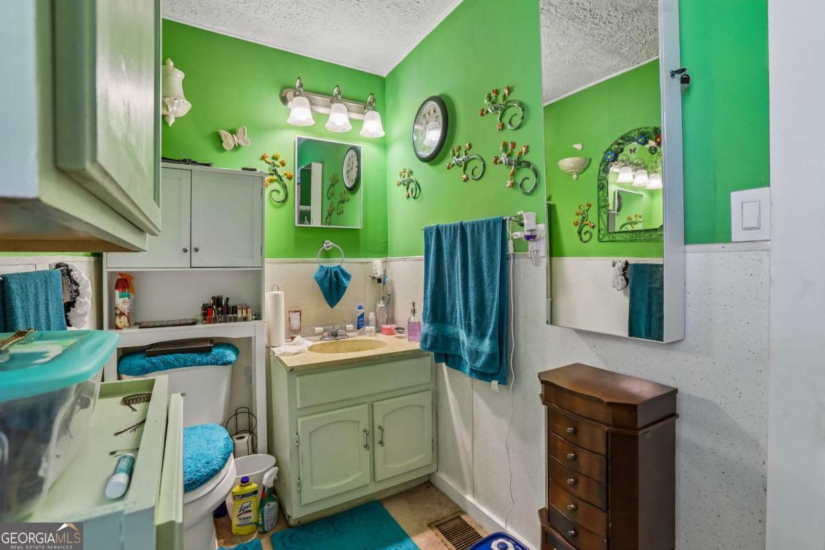 1955 Spink Street NW Atlanta GA 30318