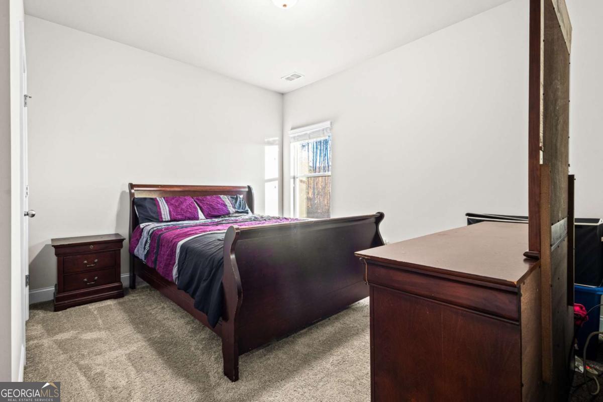 61 N Village Circle Rydal GA 30171