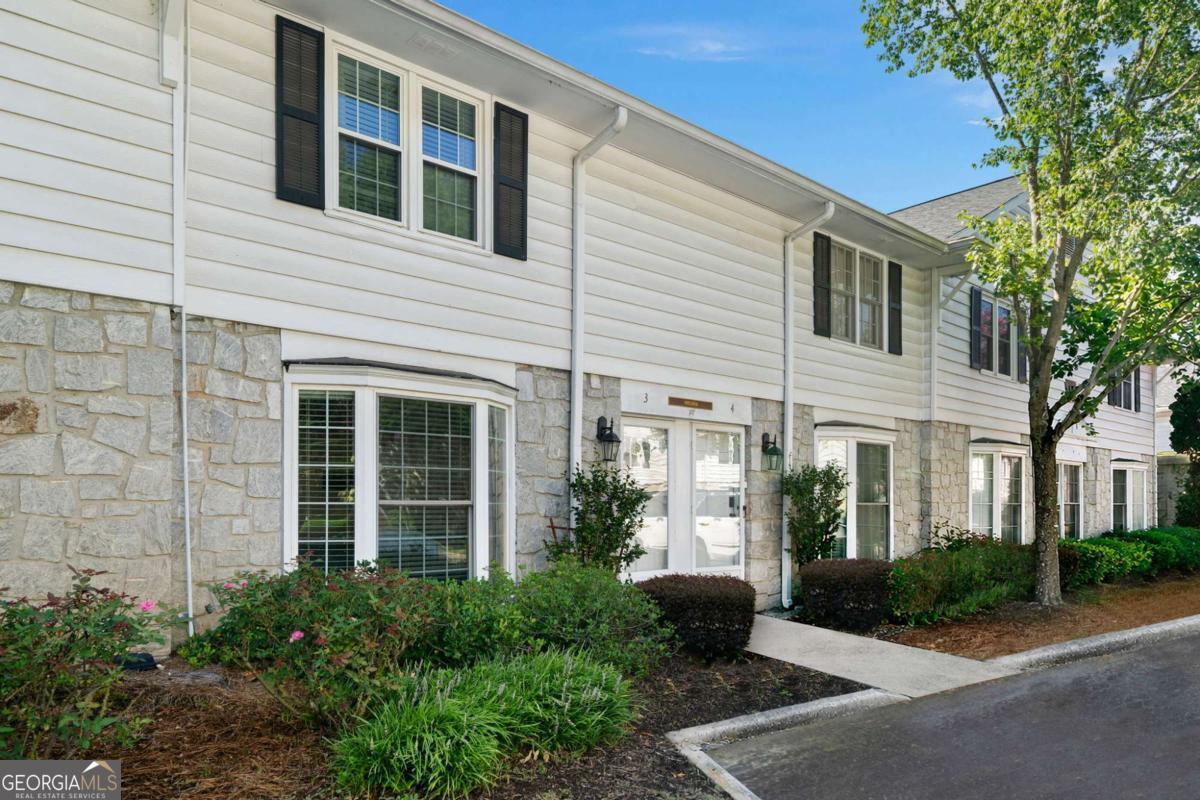 136 Peachtree Memorial Drive Atlanta GA 30309