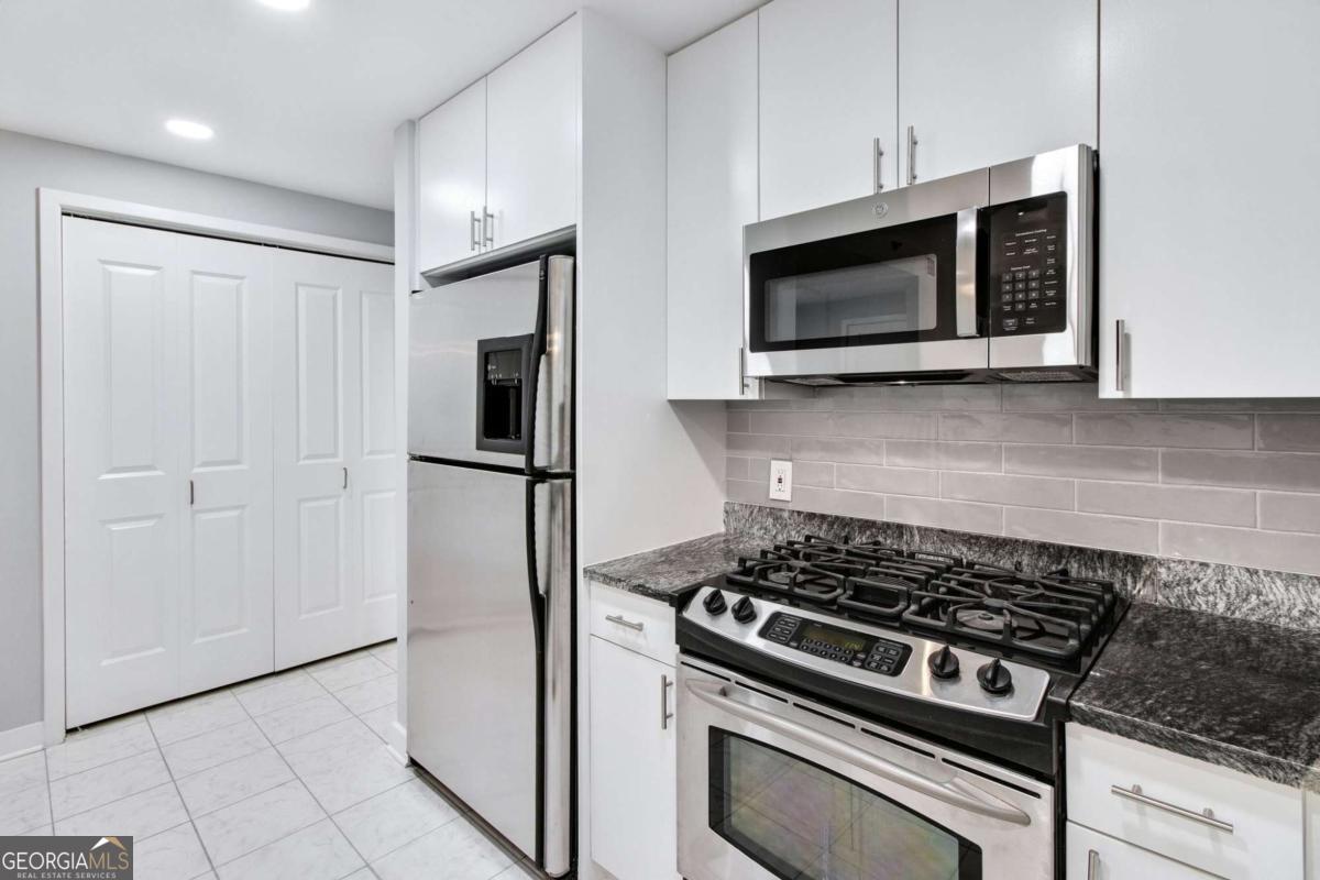3338 Peachtree Road NE Atlanta GA 30326
