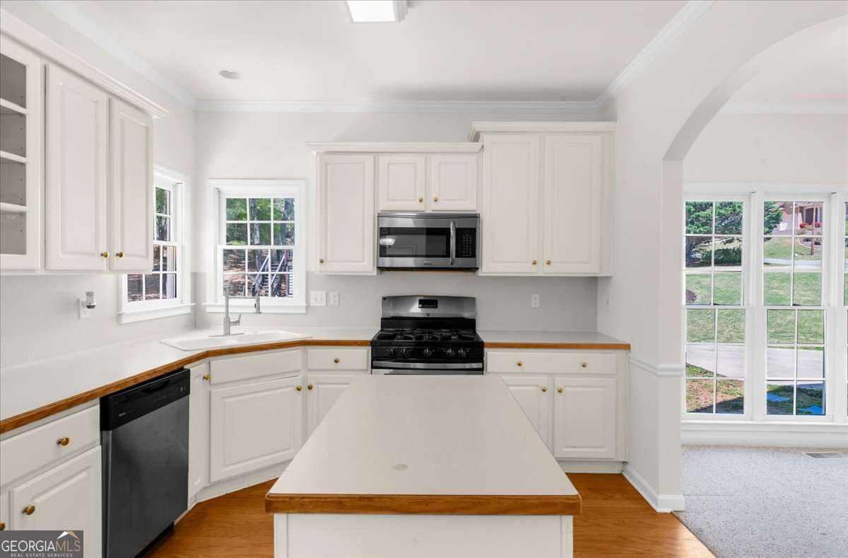 720 Walnut Lane Woodstock GA 30188