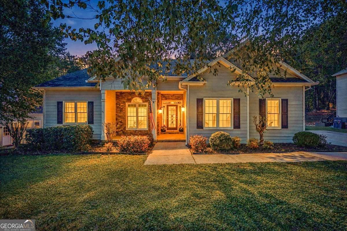 720 Walnut Lane Woodstock GA 30188