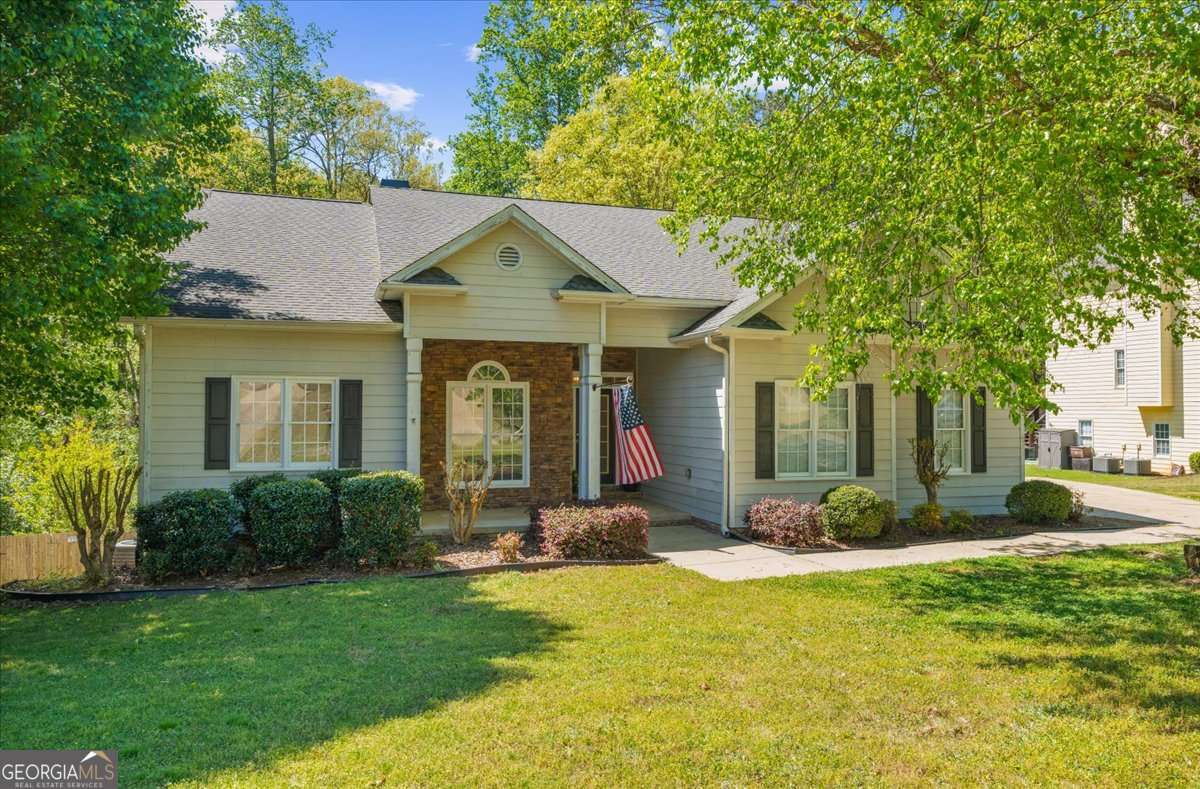 720 Walnut Lane Woodstock GA 30188
