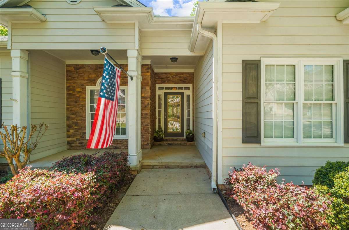 720 Walnut Lane Woodstock GA 30188