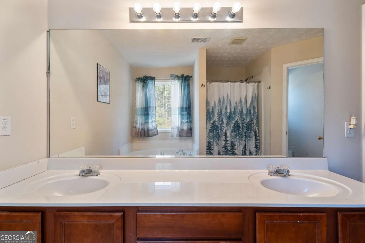 7270 Litany Court Flowery Branch GA 30542