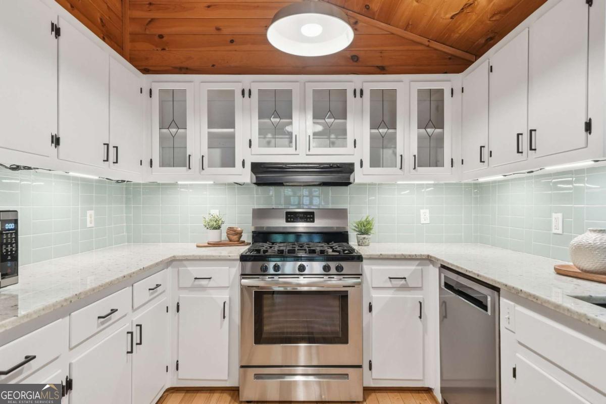 946 Laurel Circle Blue Ridge GA 30513