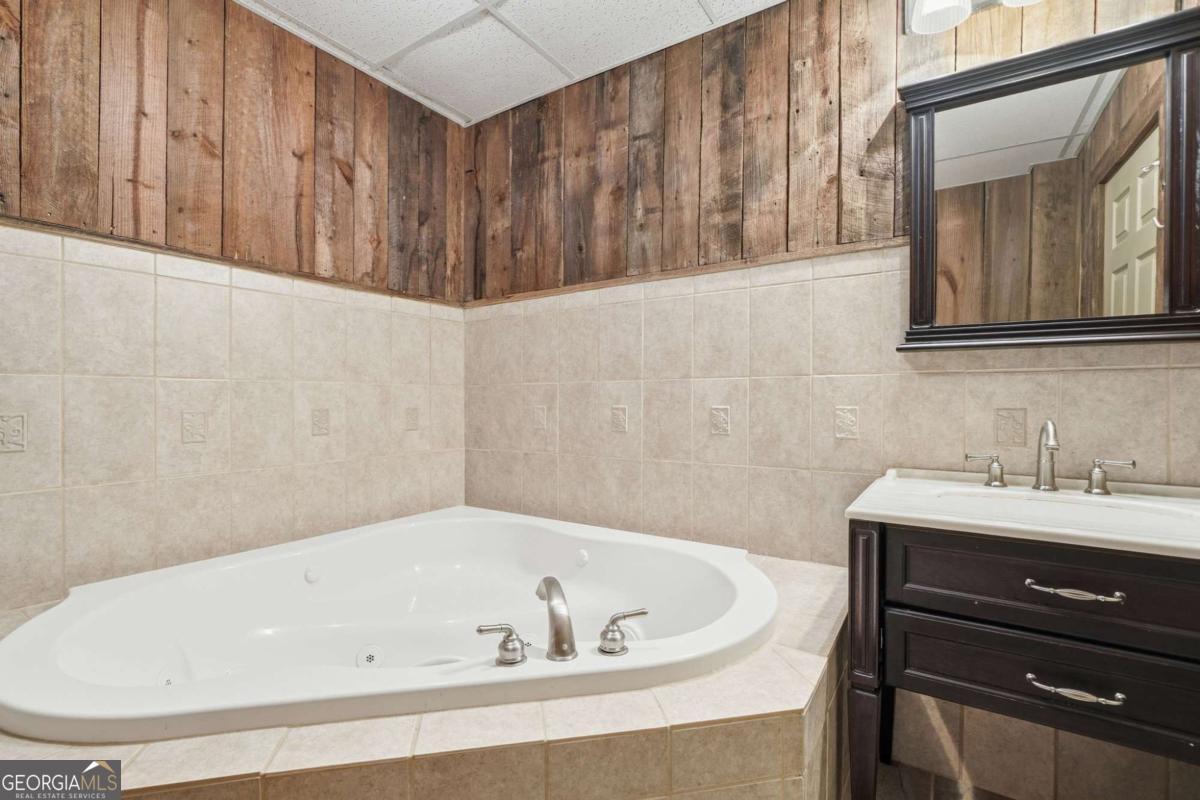 946 Laurel Circle Blue Ridge GA 30513