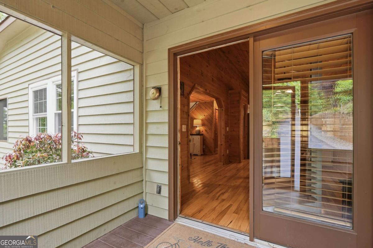 946 Laurel Circle Blue Ridge GA 30513