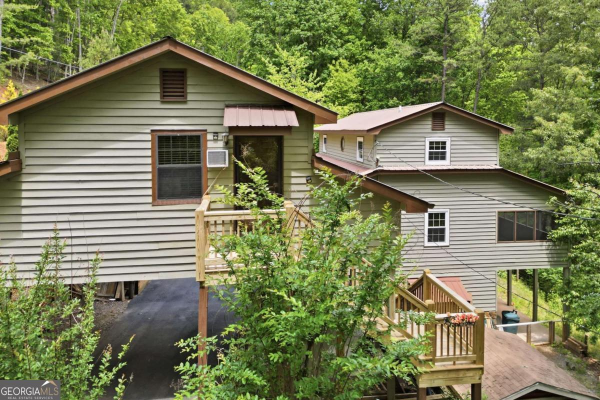 946 Laurel Circle Blue Ridge GA 30513