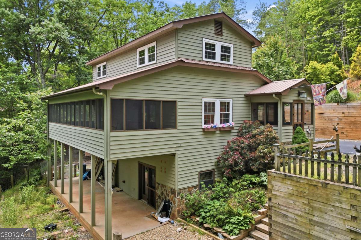 946 Laurel Circle Blue Ridge GA 30513