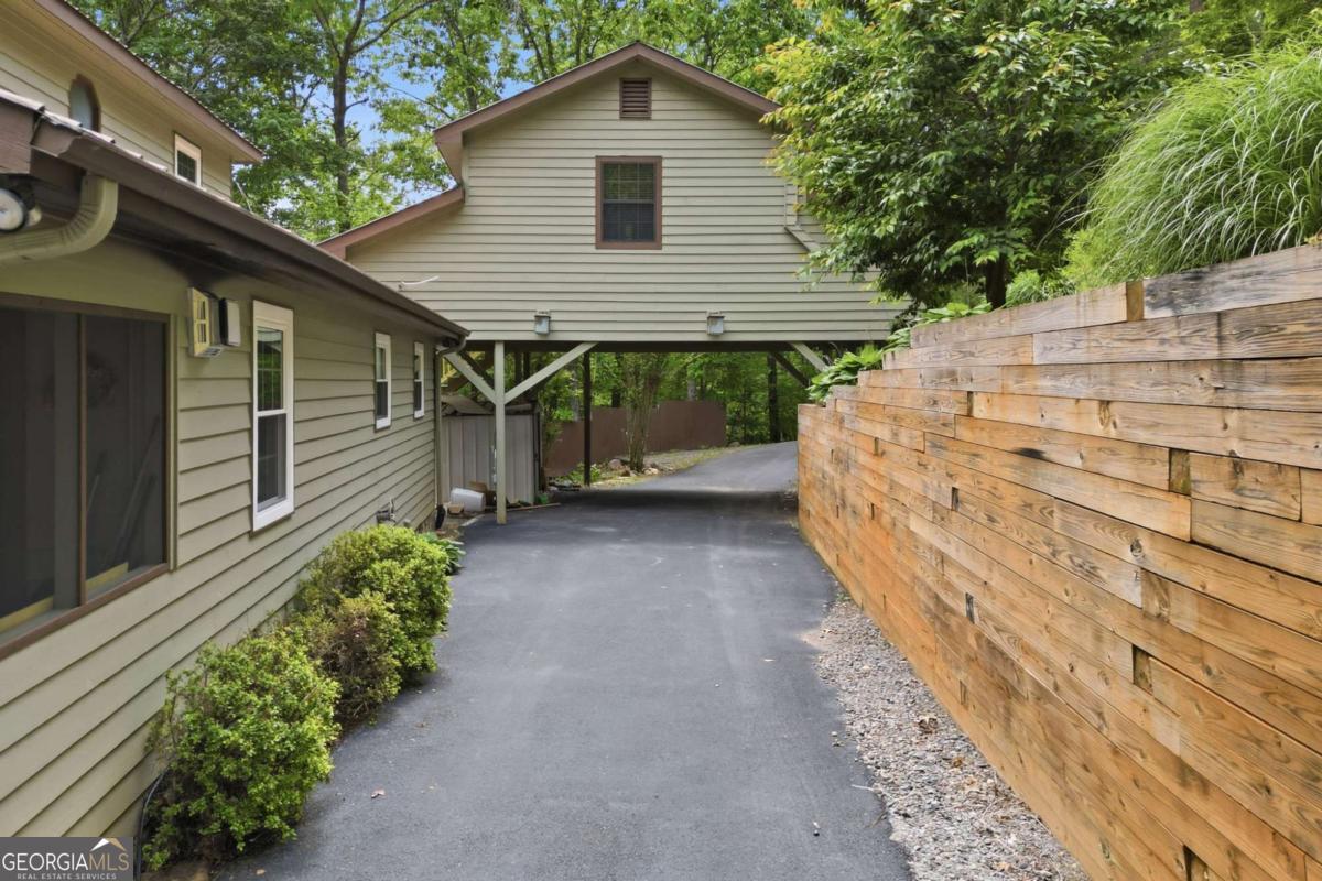 946 Laurel Circle Blue Ridge GA 30513