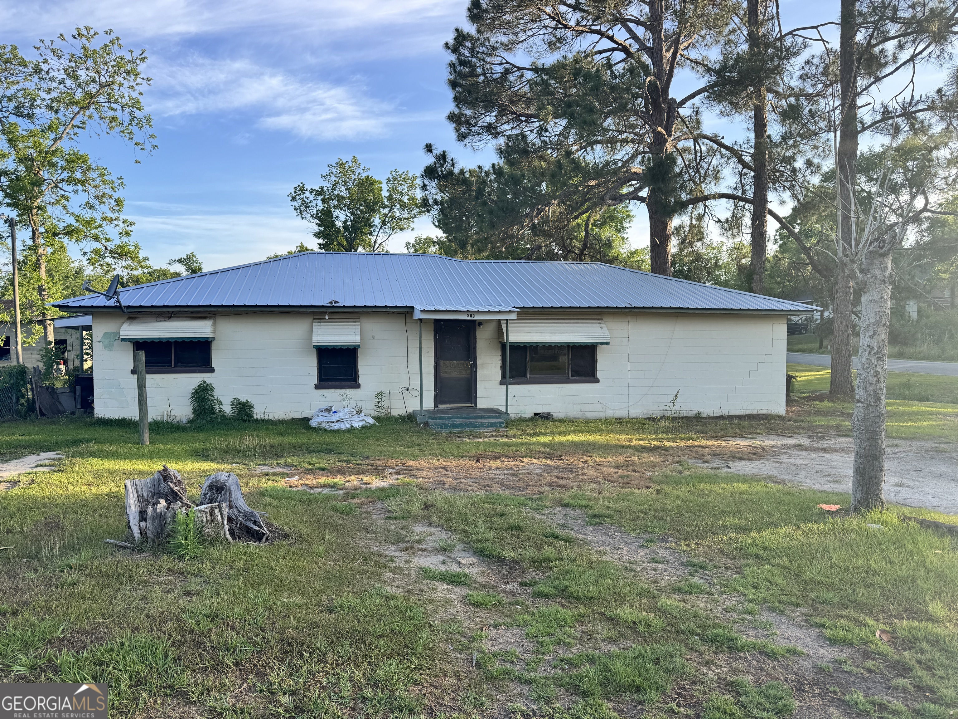 269 E Grady Avenue Lyons GA 30436