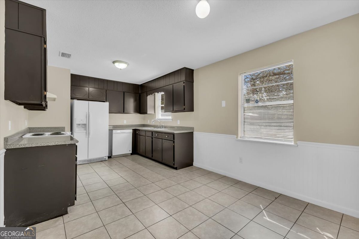 121 Deerwood Court Hinesville GA 31313