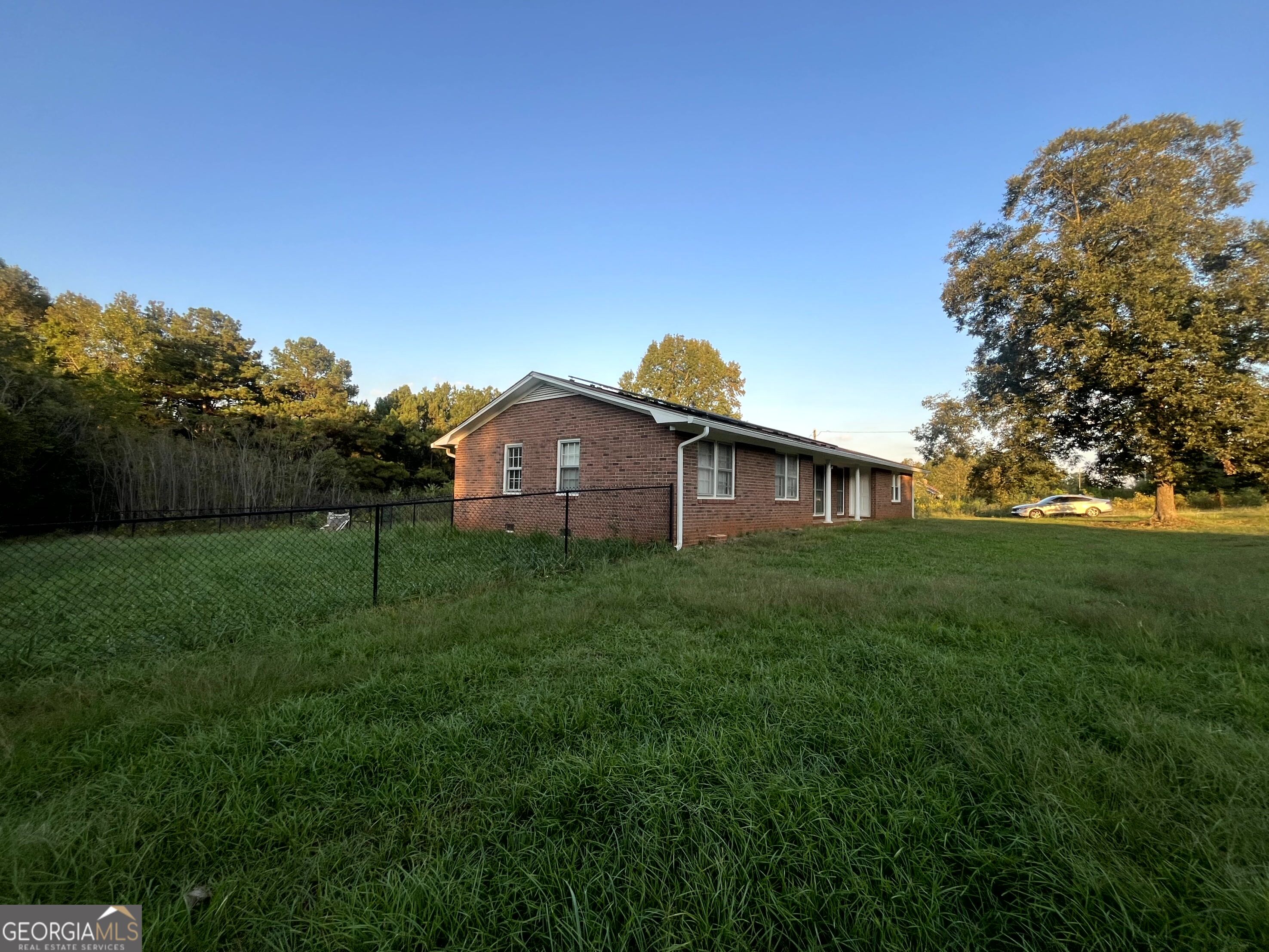 8750 Sandy Cross Road Carnesville GA 30521