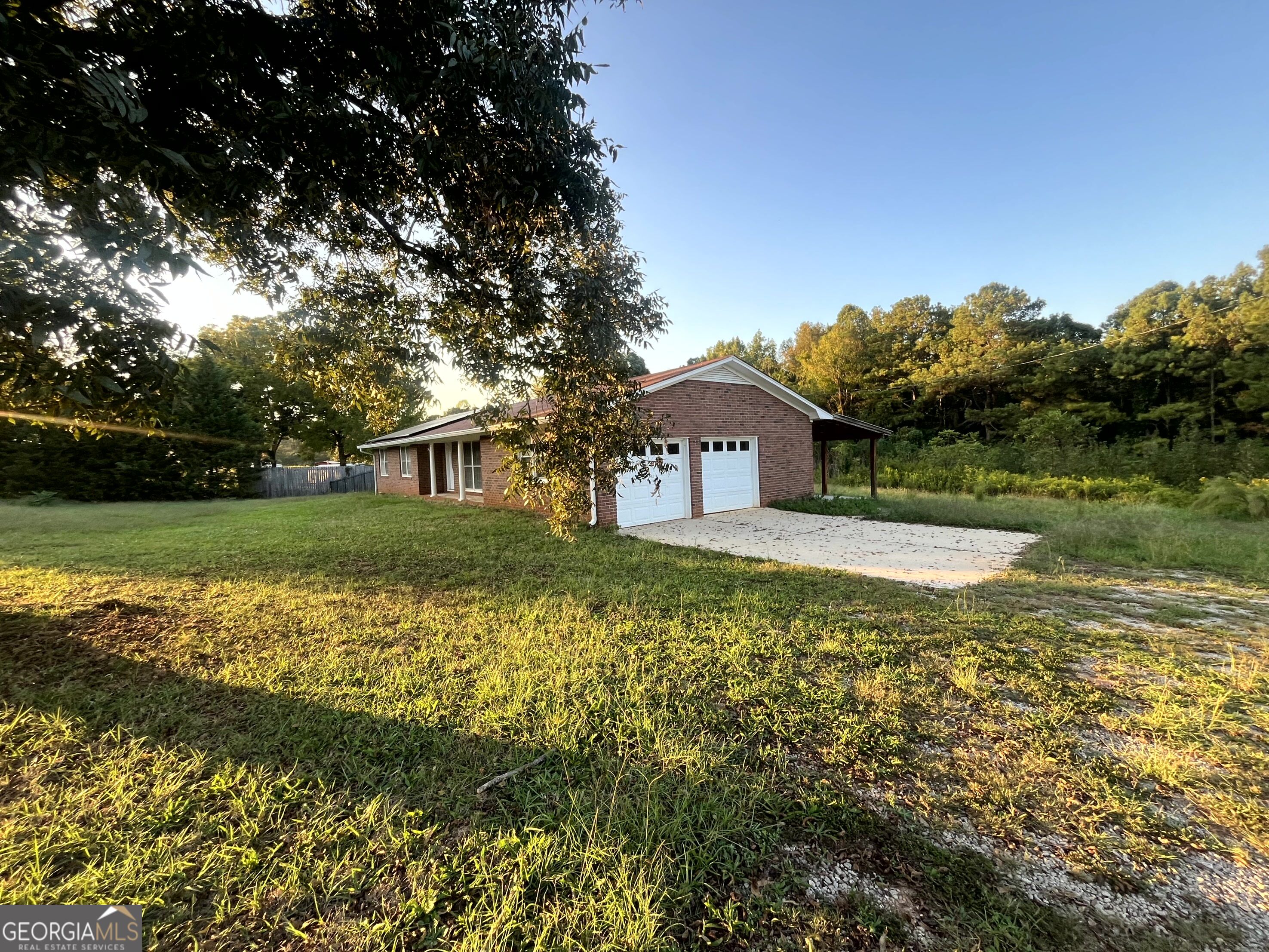 8750 Sandy Cross Road Carnesville GA 30521