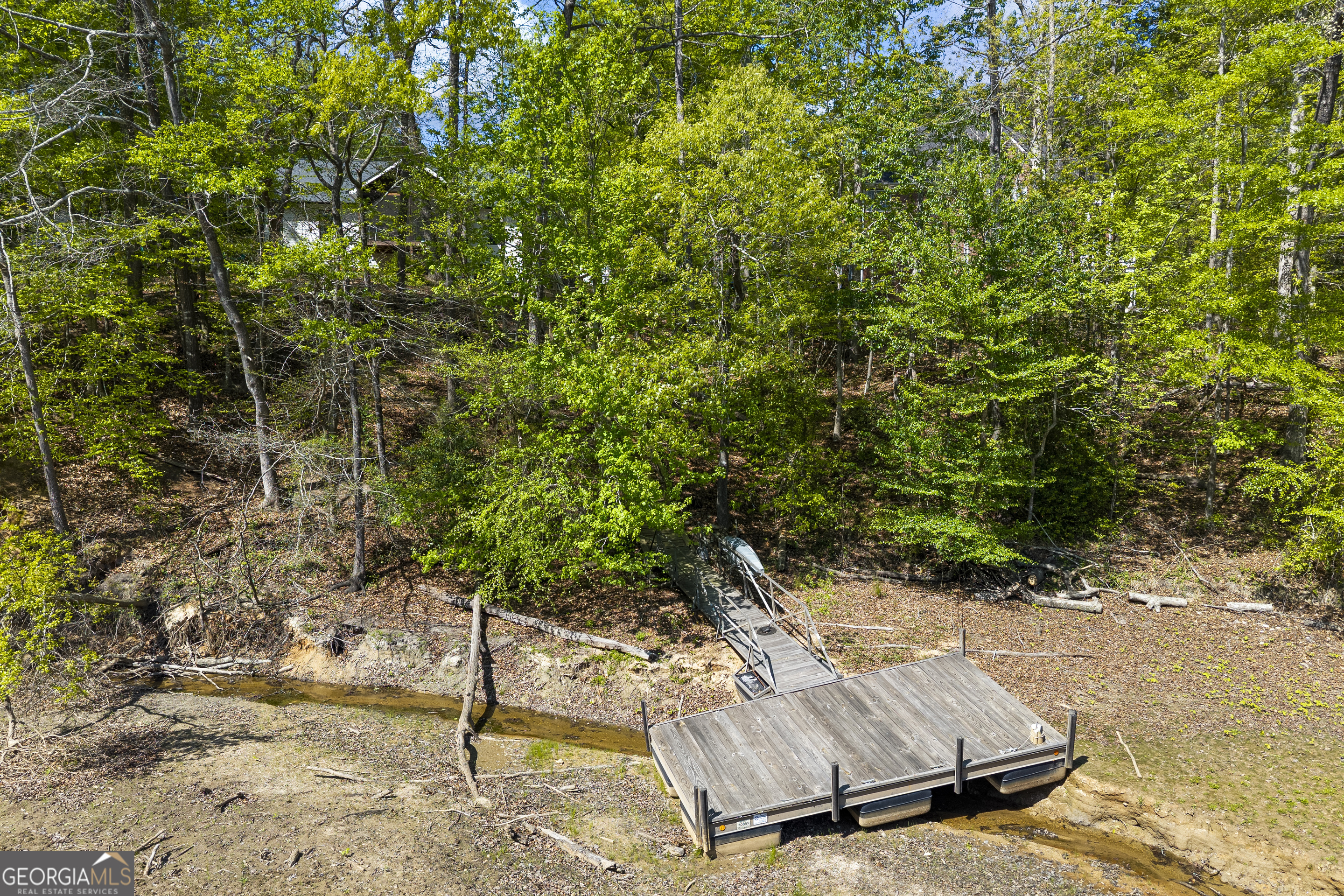 516 Winding Way Hartwell GA 30643