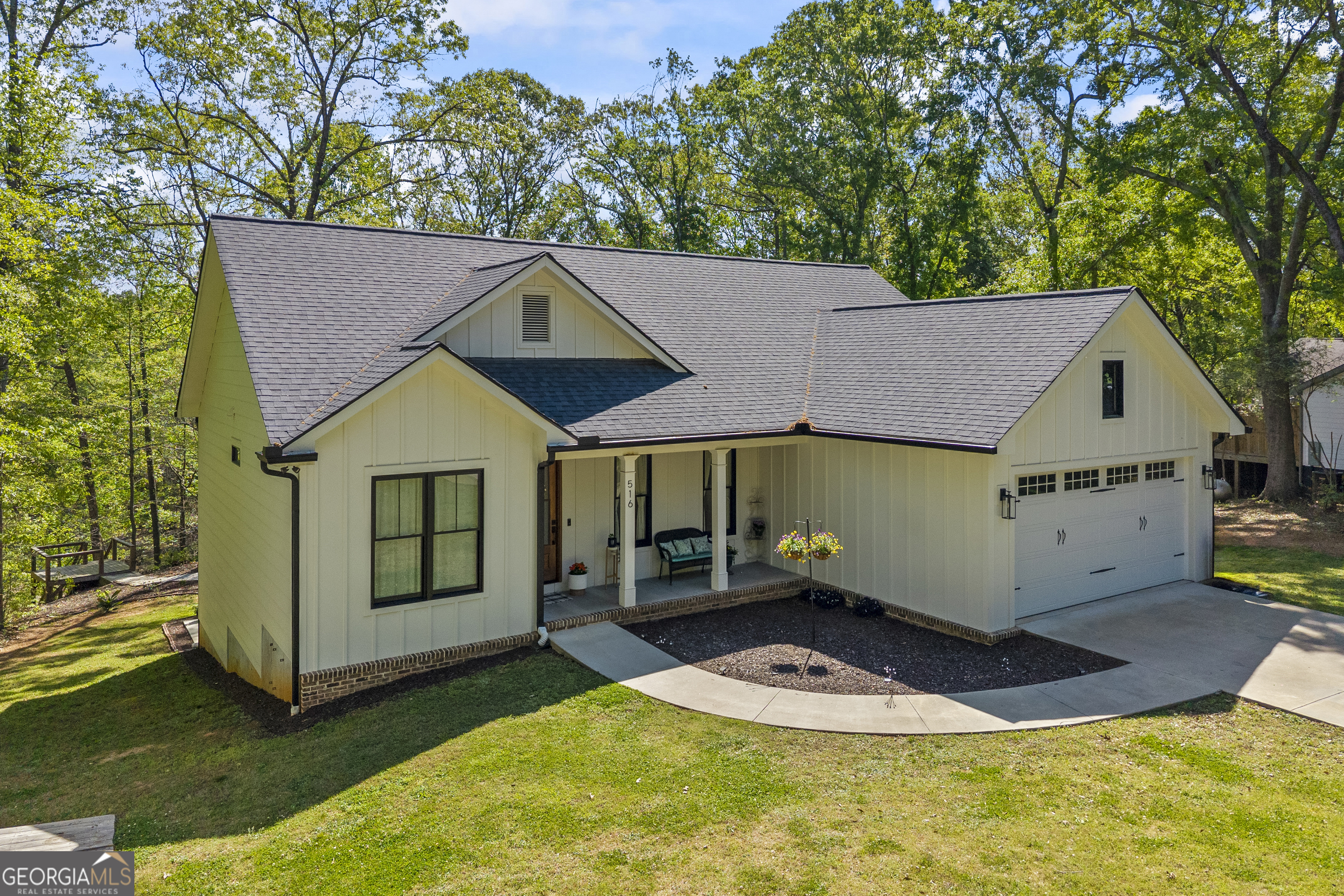 516 Winding Way Hartwell GA 30643