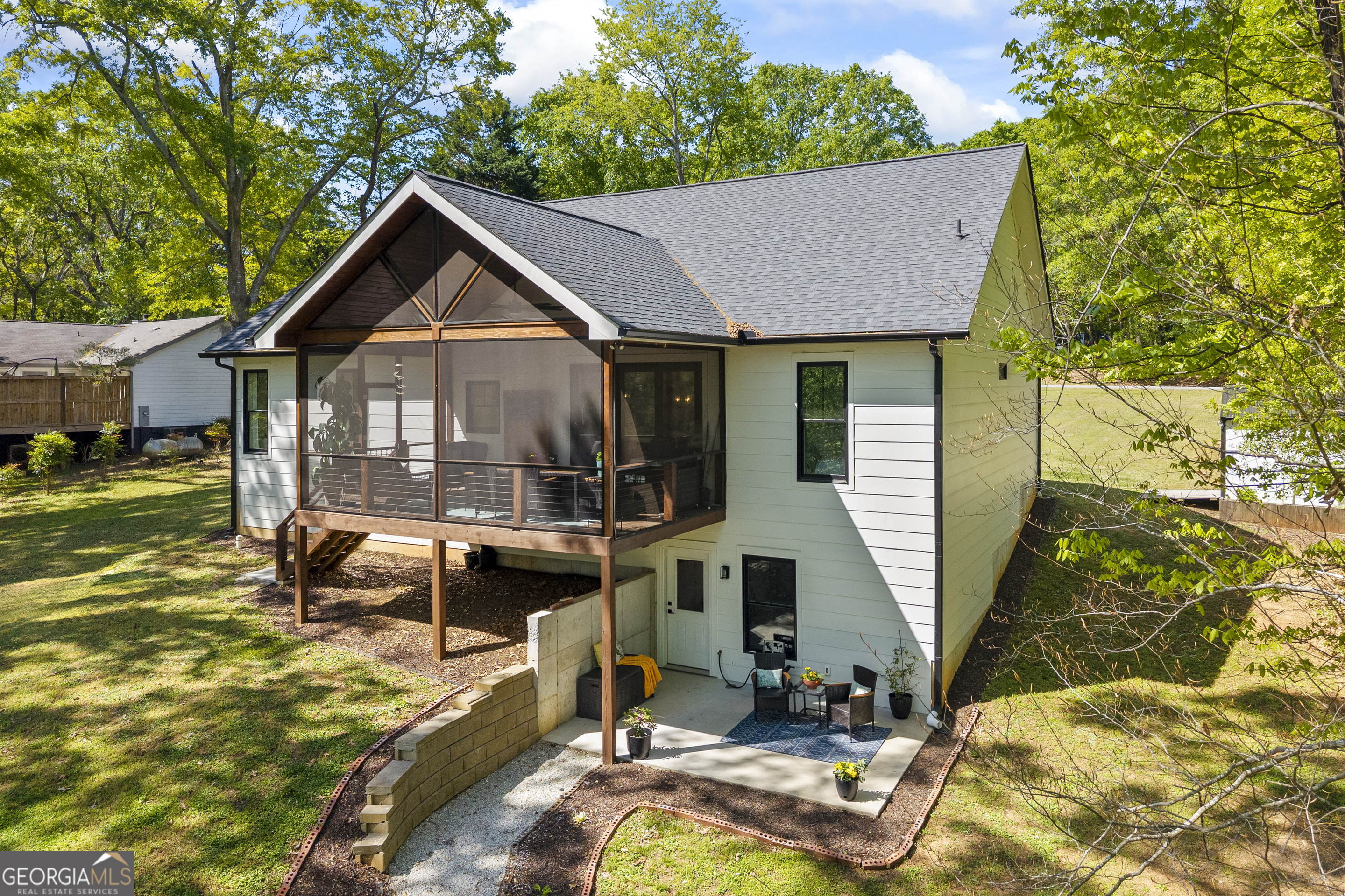 516 Winding Way Hartwell GA 30643