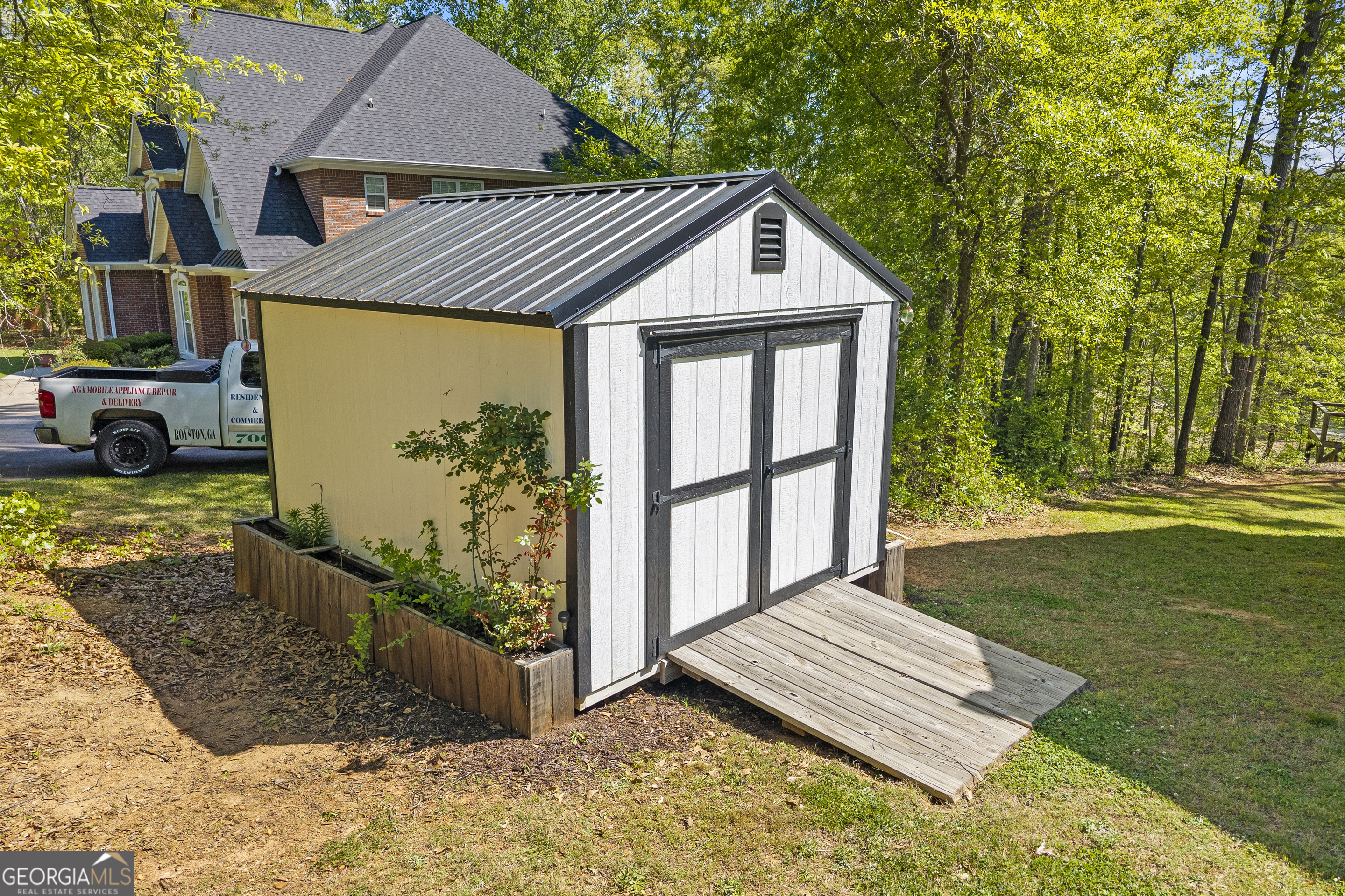 516 Winding Way Hartwell GA 30643